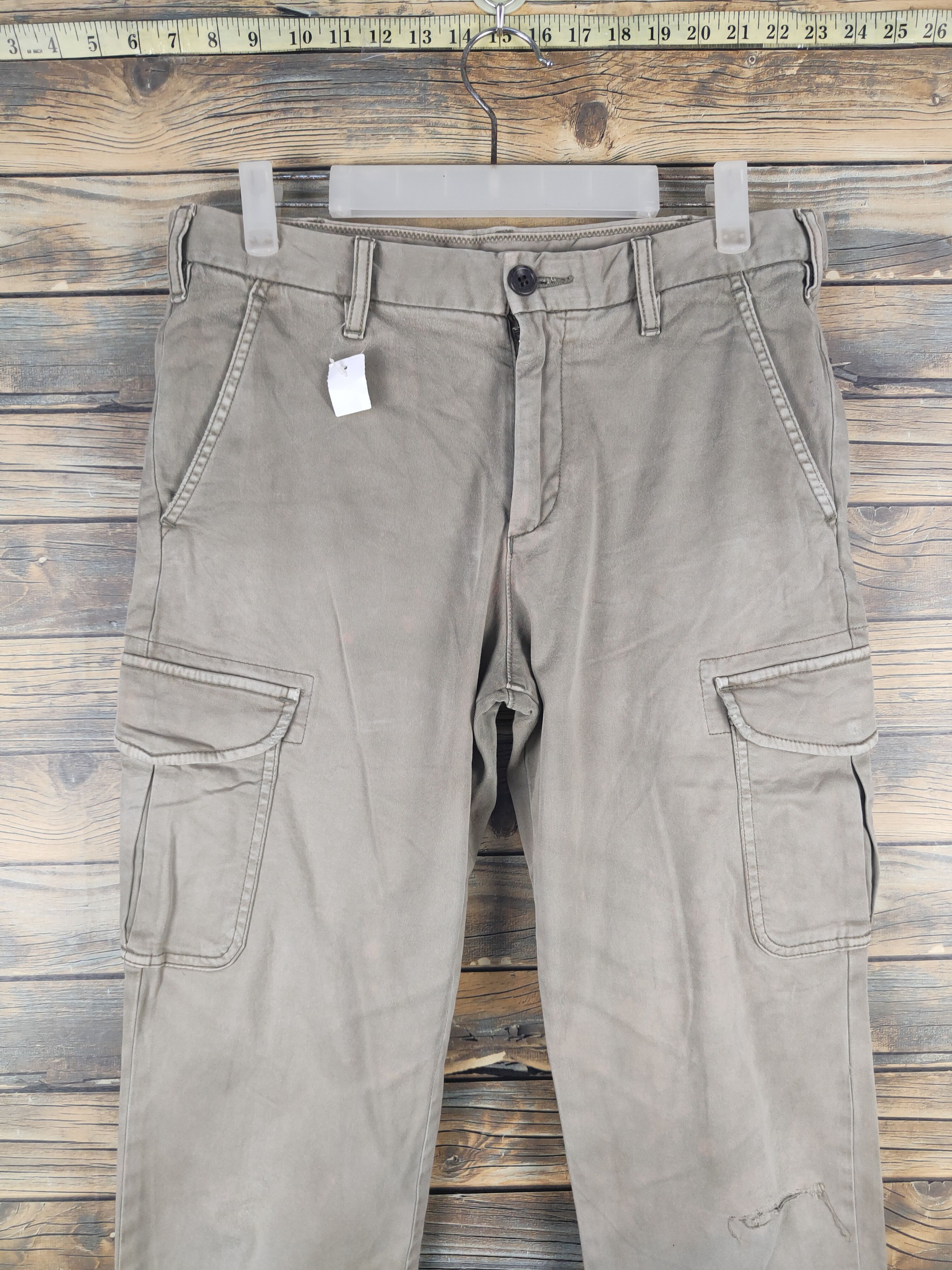 Japanese Brand DL Uniqlo Beige Multipocket Tactical Cargo Pants #1580 Size US 31 - 2 Thumbnail