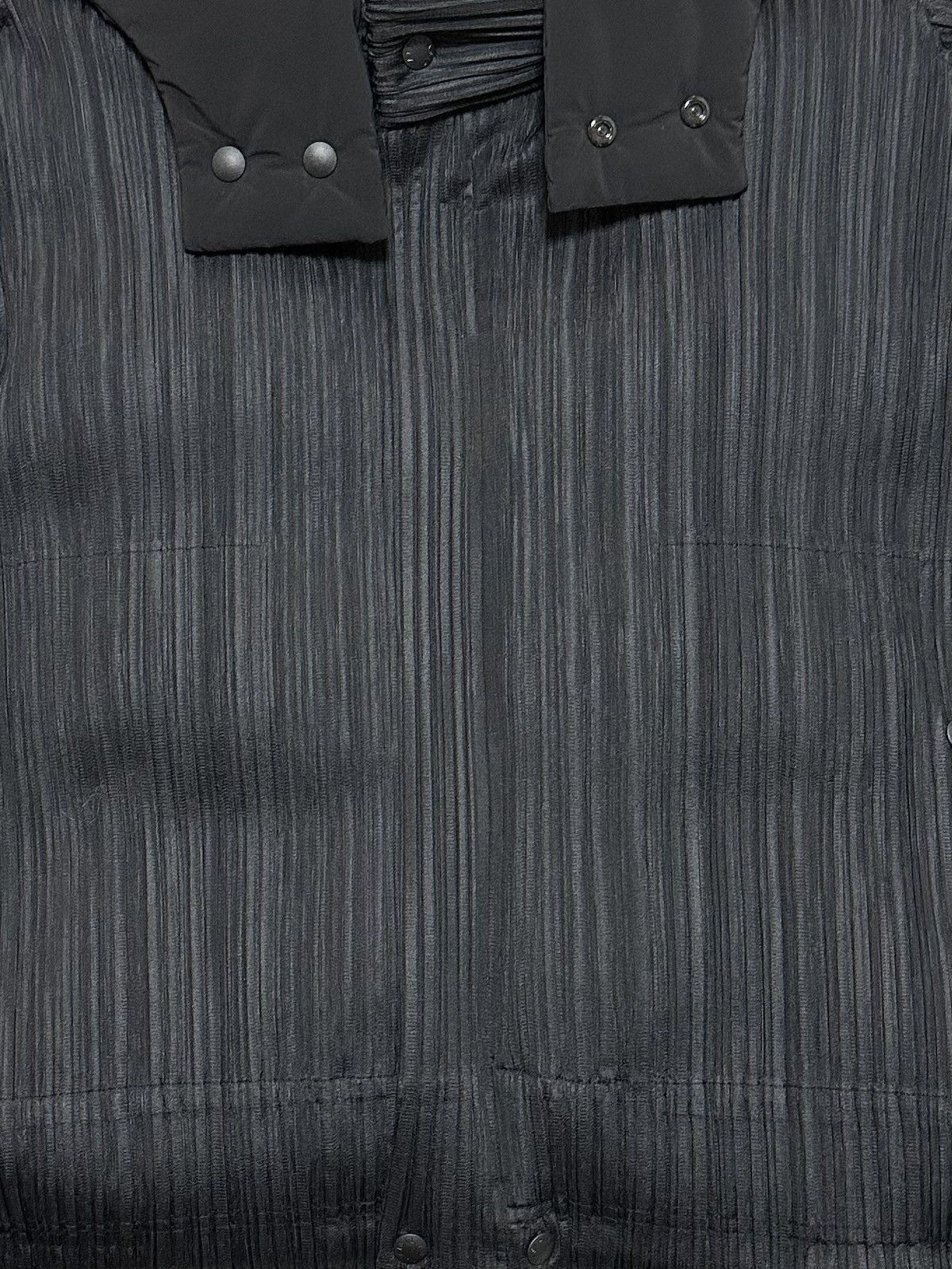 Pleats Please Issey Miyake PLEATS PLEASE F/W 2019 Reversible Down Plisse Jacket Size L / US 10 / IT 46 - 5 Thumbnail