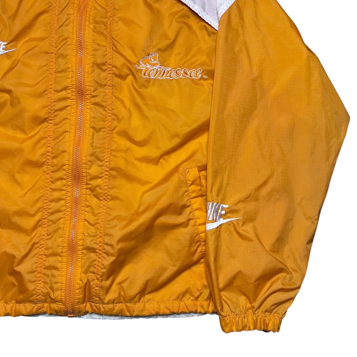 Nike Vtg 1990s NCAA Tennessee Volunteers Nike Windbreaker Jacket Size US L / EU 52-54 / 3 - 21 Thumbnail