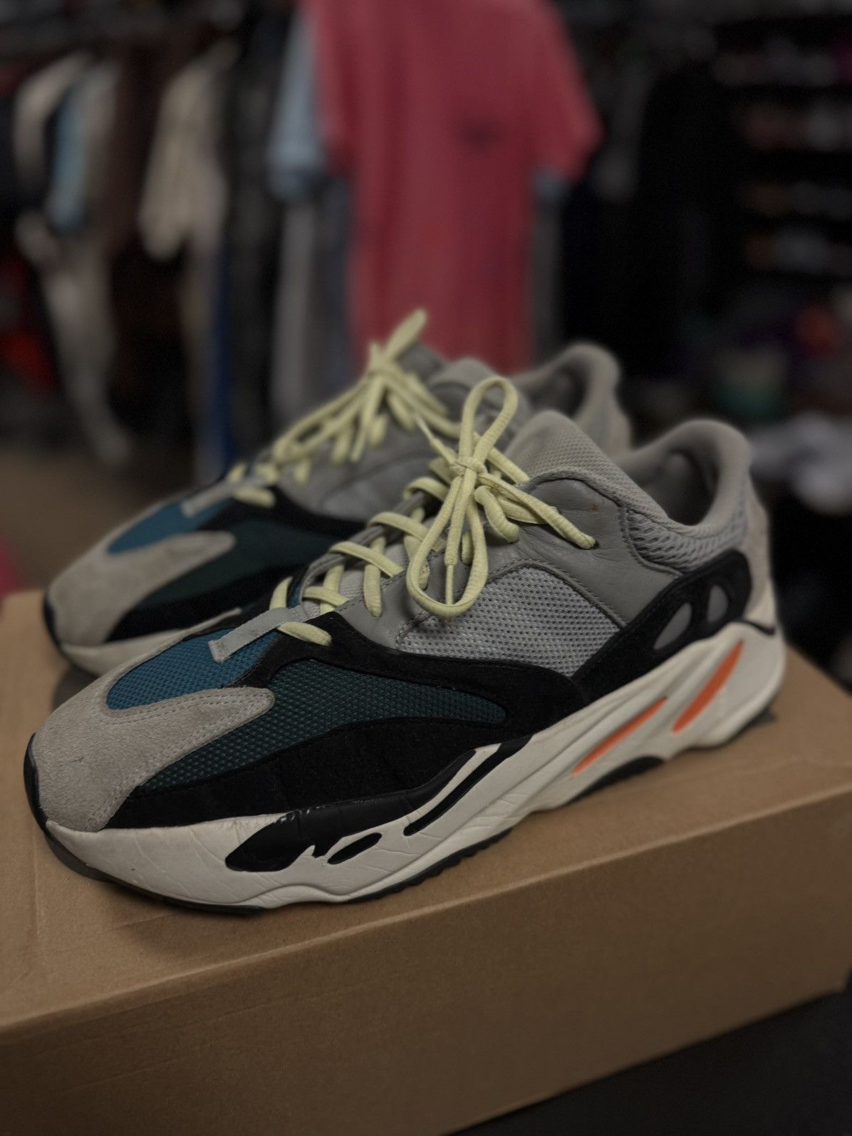 Adidas × Yeezy Yeezy 700 Wave Runner Size 11 Pre Owned W BOX Size US 11 / EU 44 - 5 Thumbnail