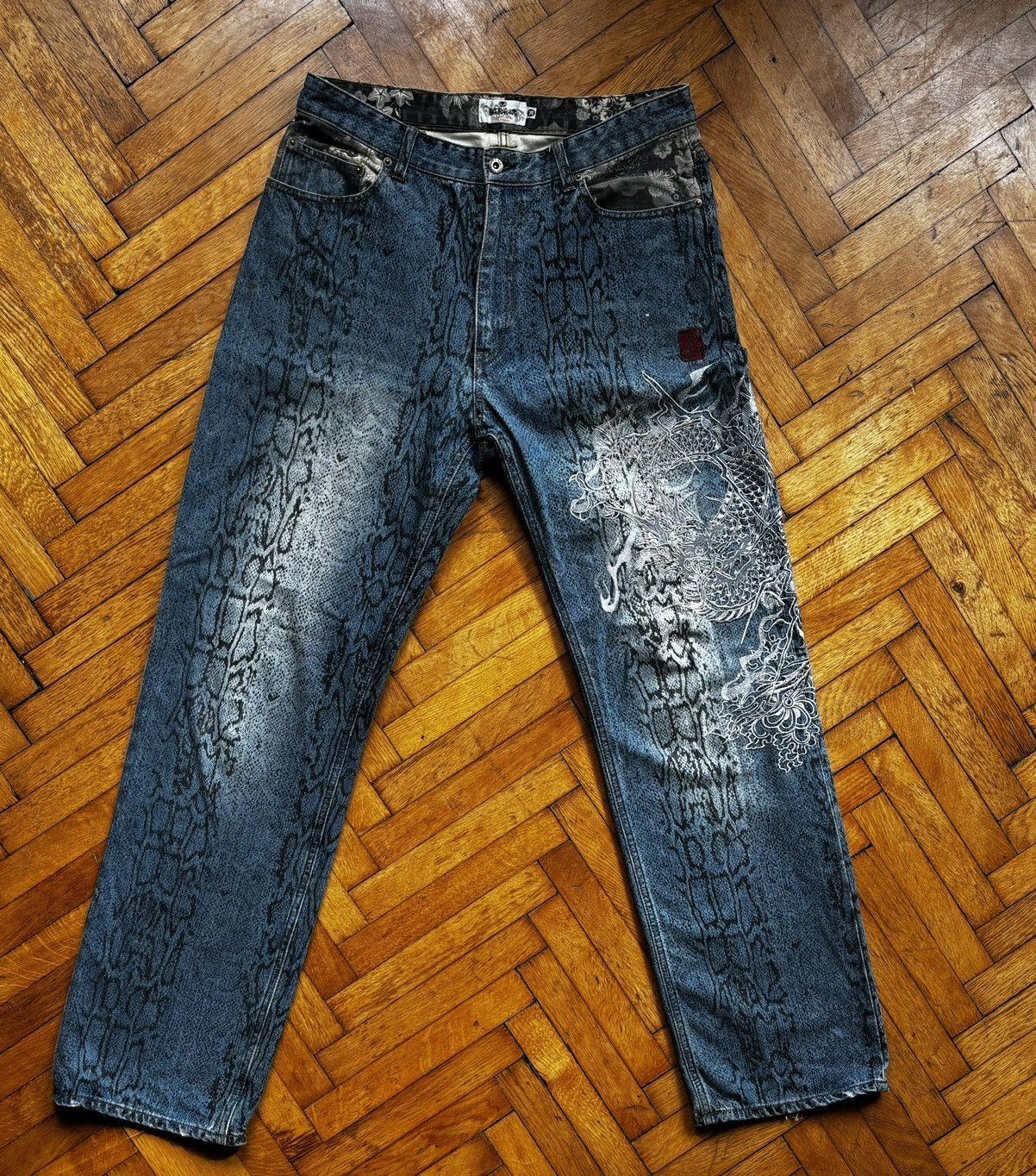 Japanese Brand × Vintage Karakuri Tamashi rare vintage embroidered pants Size US 36 / EU 52 - 1 Thumbnail