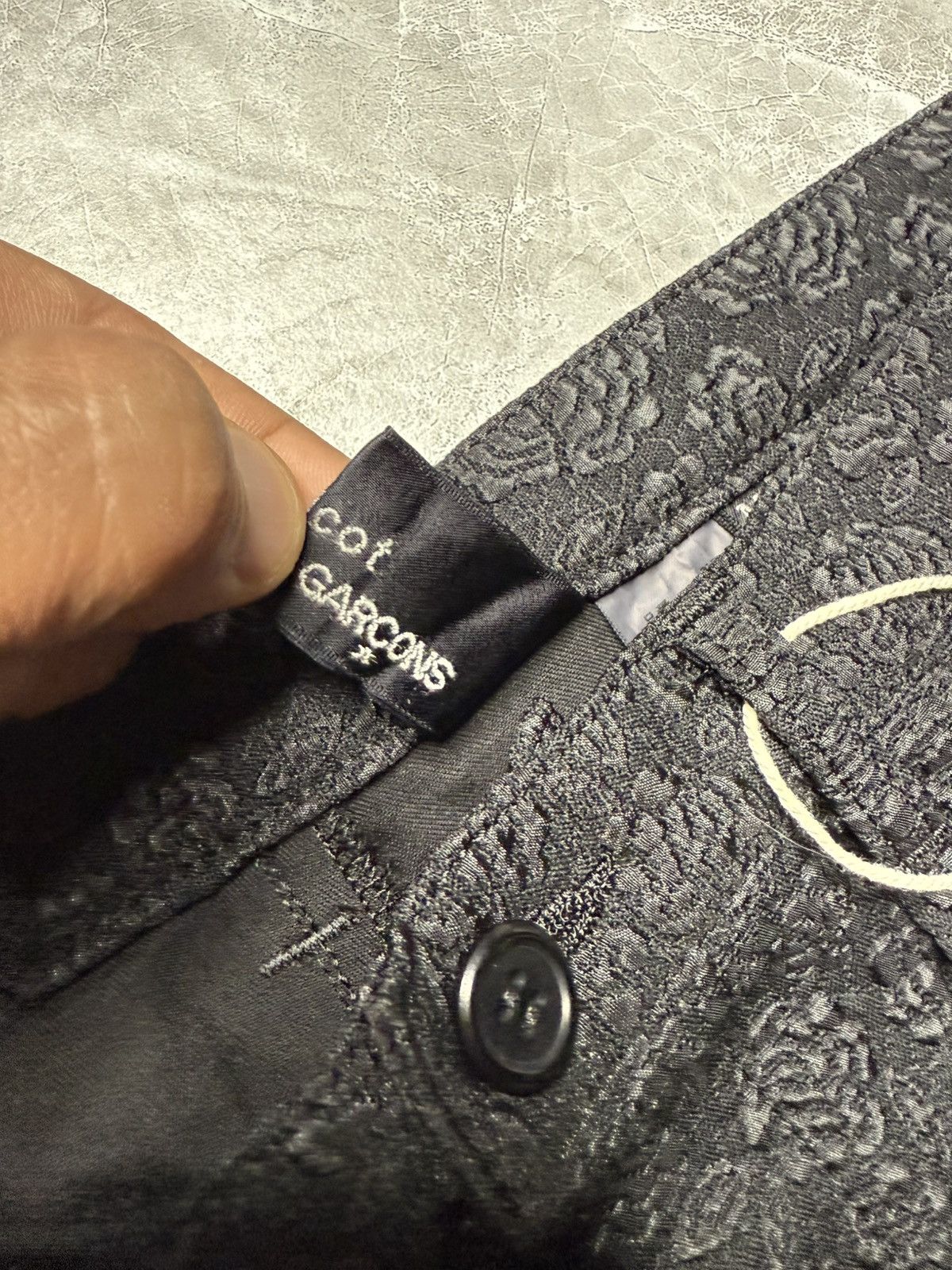 Comme des Garcons CDG Tricots Rose Embossed Detail Wool/Polyster Pants Size US 29 - 11 Thumbnail