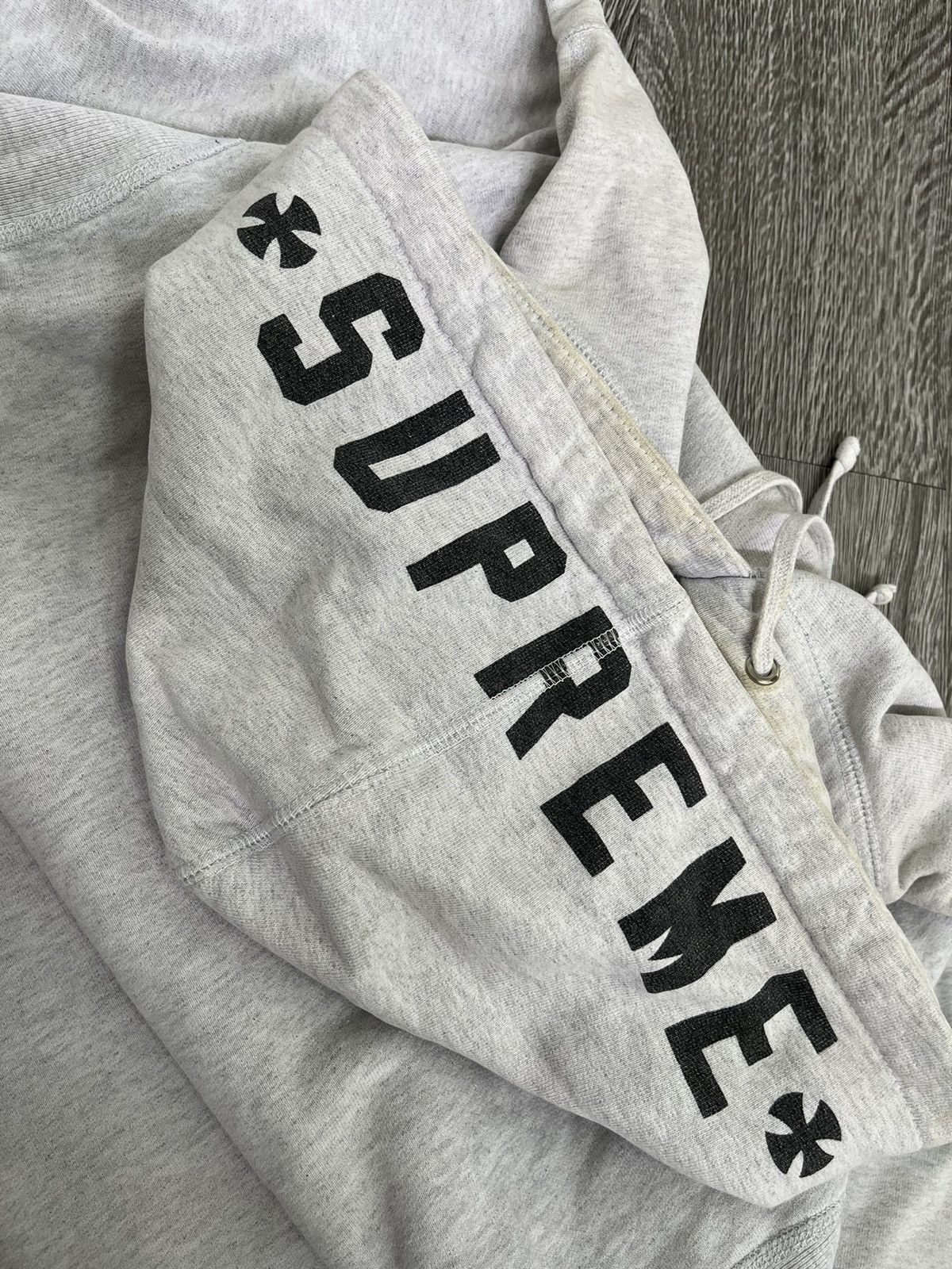 Supreme × Vintage Supreme x Independent Truck FW15 Hooded Sweatshirt Grey Size US M / EU 48-50 / 2 - 6 Thumbnail