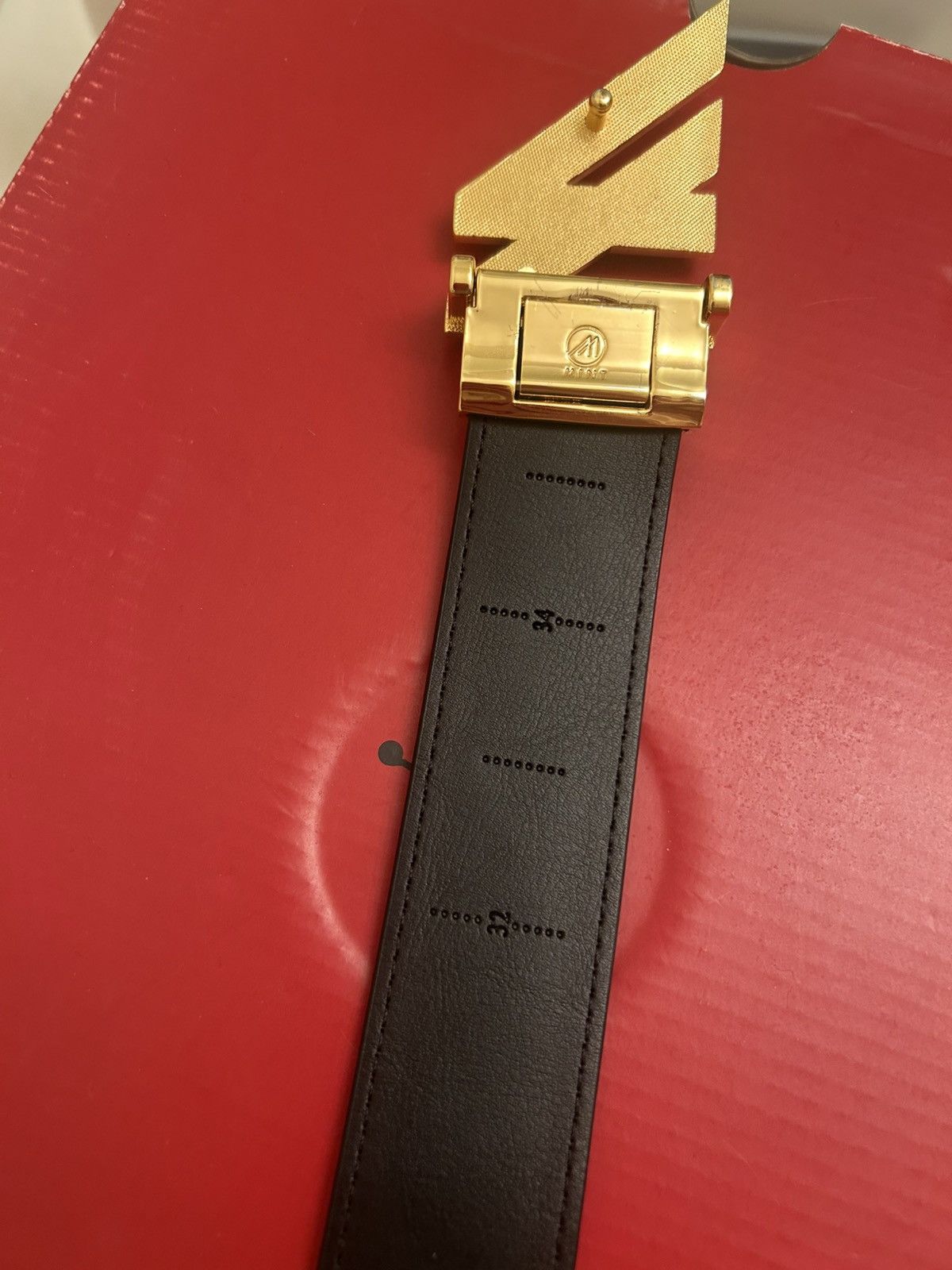 Mint Worldwide Belt