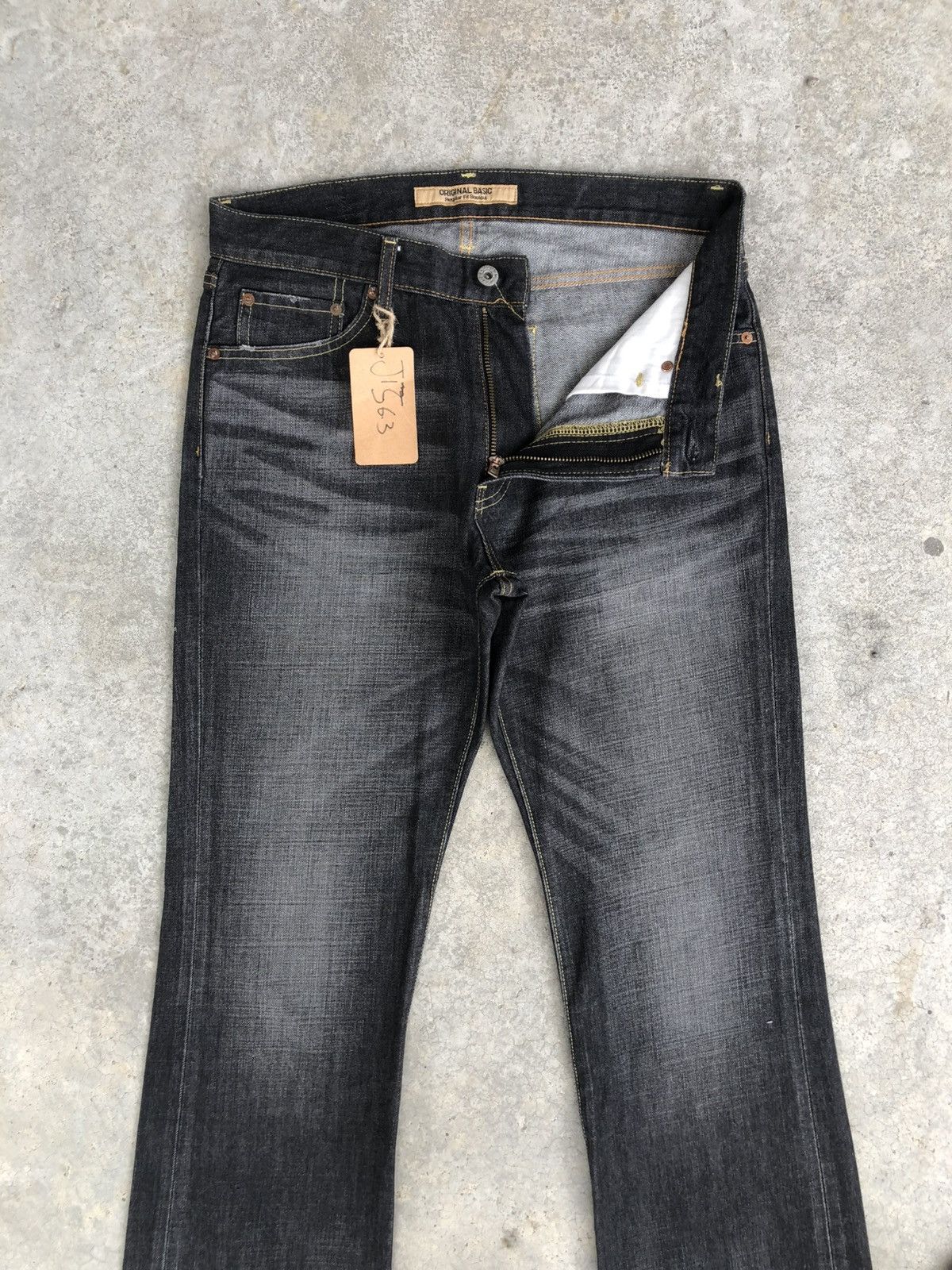 If Six Was Nine Flared Uniqlo Bootcut Distressed Jeans Size US 32 / EU 48 - 3 Thumbnail