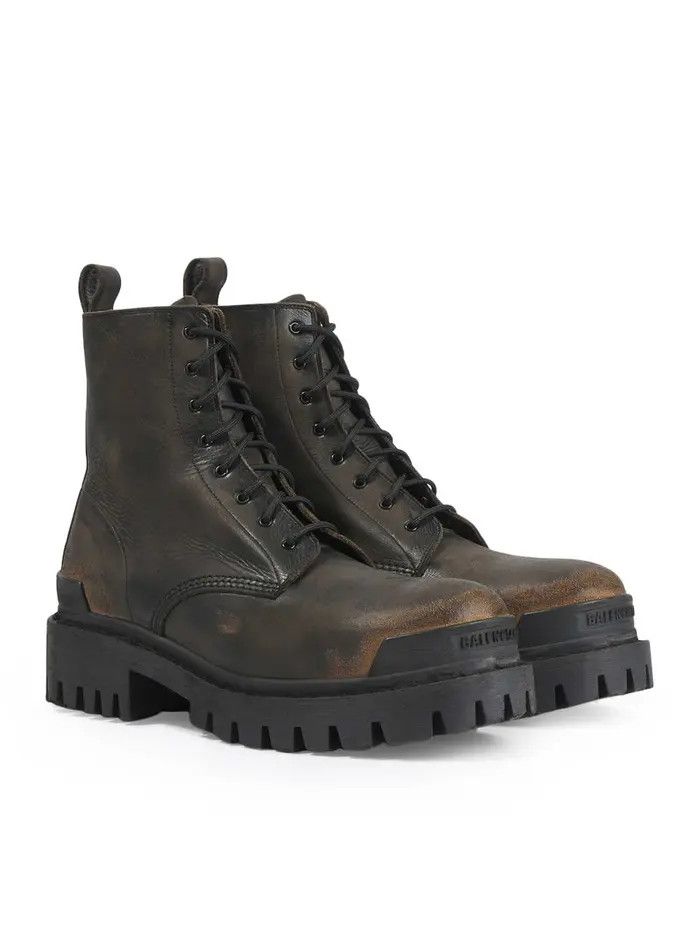 Balenciaga o1bcso1str0226 Strike 20mm Boots Used Effect in Black Size US 11 / EU 44 - 2 Thumbnail