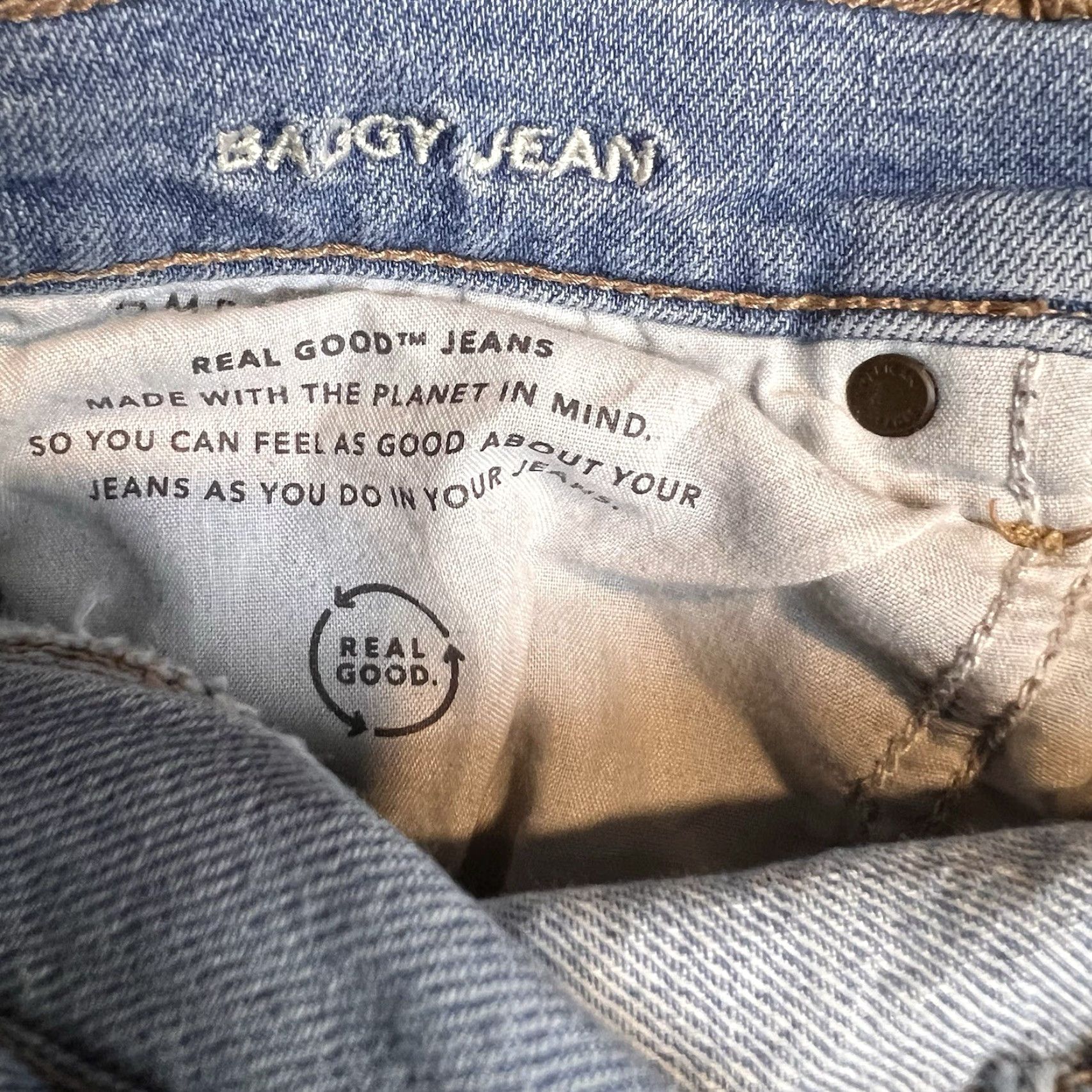 American Eagle Outfitters American Eagle Outfitters Jeans Baggy Distressed Light Wash 12 Women Wide-Leg Grunge Streetwear 30x28 Inflation? Size 34" / US 12 / IT 48 - 3 Thumbnail