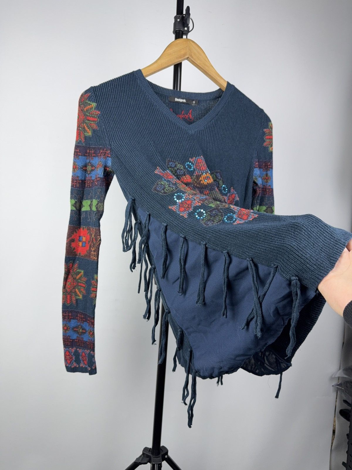 Desigual 00s Y2K Desigual Boho Knit Sweater Fringe Ethnic Pattern S Size S / US 4 / IT 40 - 4 Thumbnail