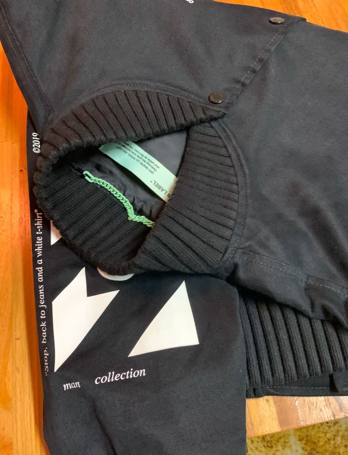 Off-White Off-White Arrow Logo Bomber Jacket Size US XL / EU 56 / 4 - 8 Thumbnail