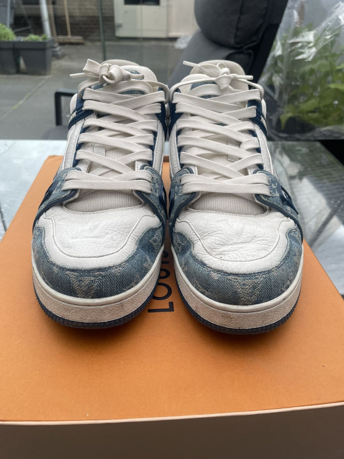 Louis Vuitton Louis Vuitton LV Trainer Monogram Denim - LV 9.5 Size US 10.5 / EU 43-44 - 4 Thumbnail