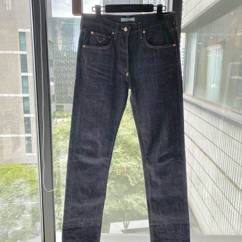 Prada Prada Logo Patch Dark Wash Jeans Size 25 Size 25" / US 0 / IT 36 - 1 Thumbnail