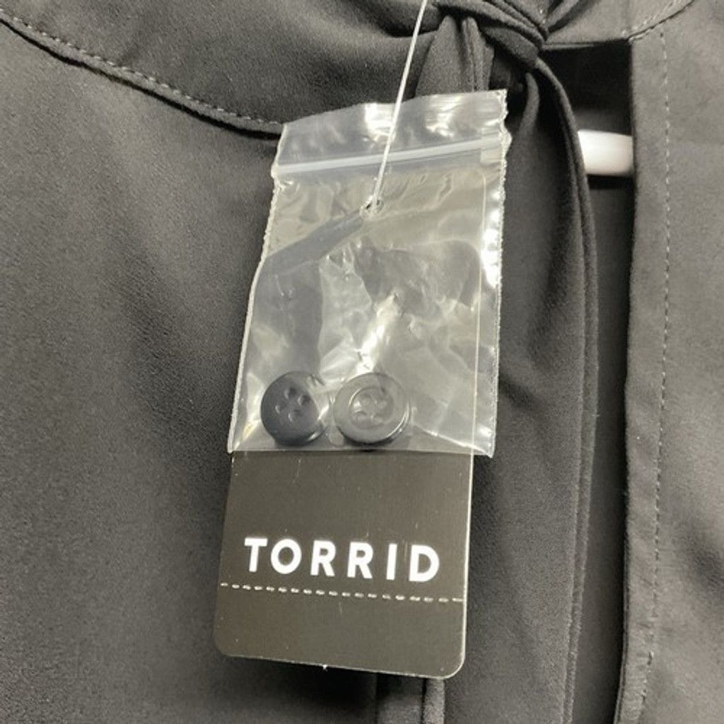 Torrid NWT Torrid Black Keyhole Tie Neck Long Sleeve Blouse Women 2 Size XS / US 0-2 / IT 36-38 - 5 Thumbnail