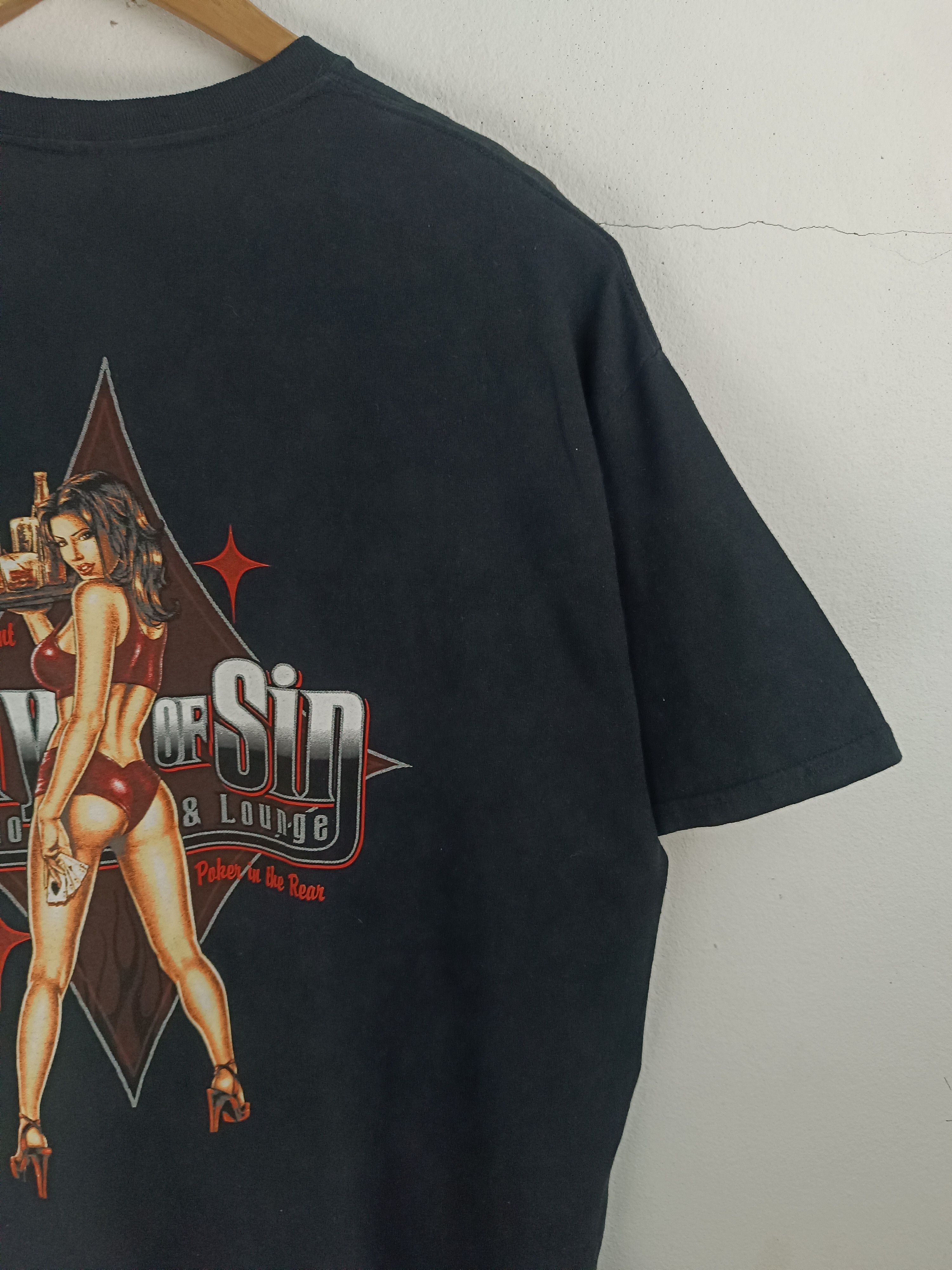 Other VINTAGE CITY OF SIN CASINO SEXY HUMOR RARE VEGAS GAME TEE Size US XL / EU 56 / 4 - 11 Thumbnail