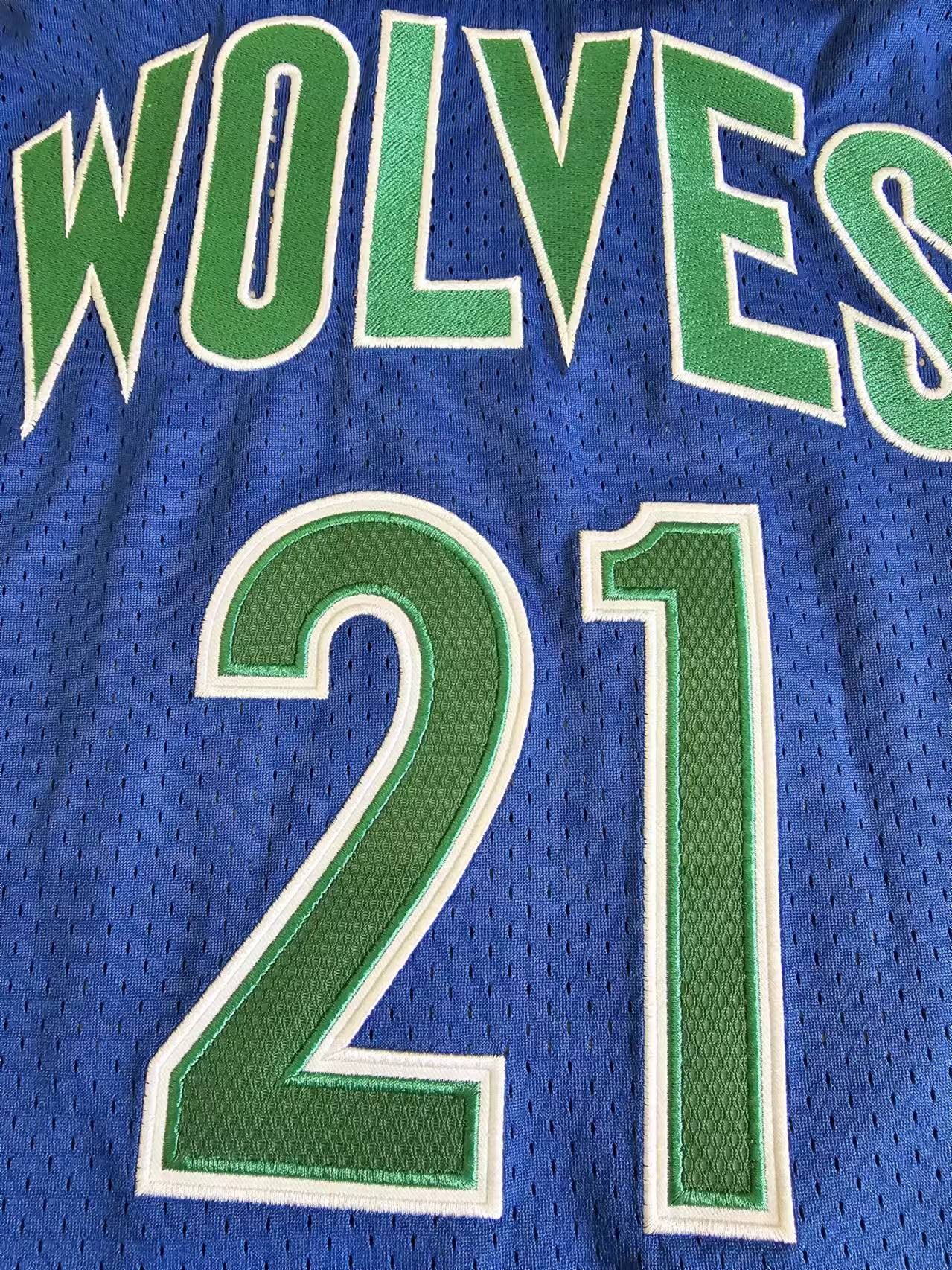 NBA 1995 96 Timberwolves #21 Kevin Garnett Jersey M Size US M / EU 48-50 / 2 - 3 Thumbnail