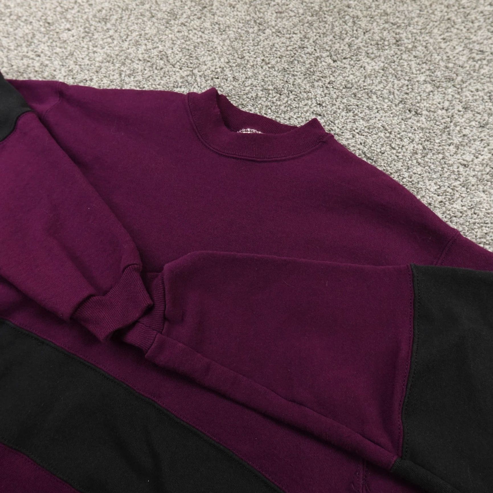 Hanes VTG Hanes Sweatshirt Mens M Purple Black Stripe Pullover Crewneck Sweater USA Size US M / EU 48-50 / 2 - 2 Thumbnail