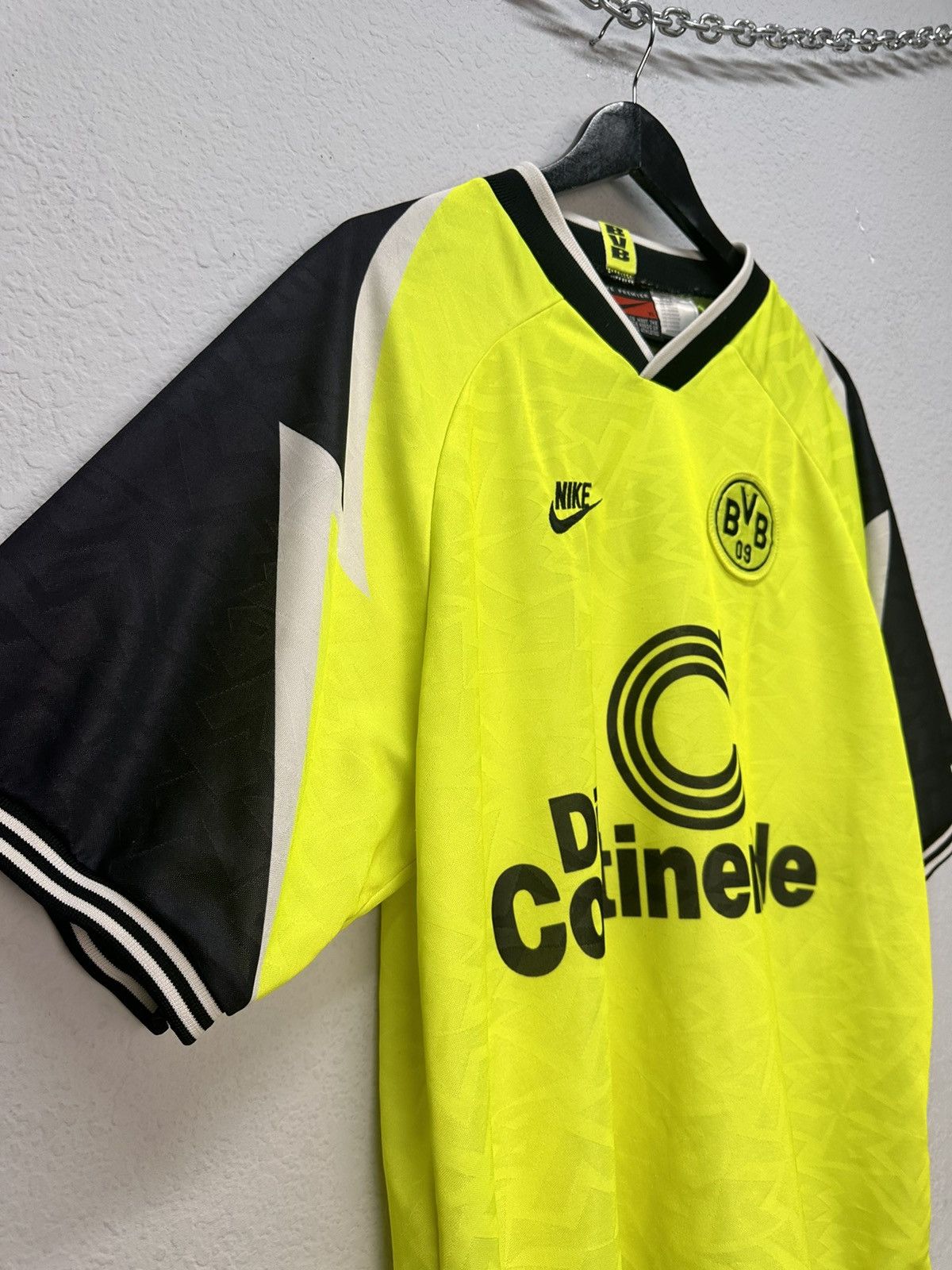 Nike Vintage Nike Borussia Dortmund BVB 1995-96 Home Jersey Size US XL / EU 56 / 4 - 4 Thumbnail
