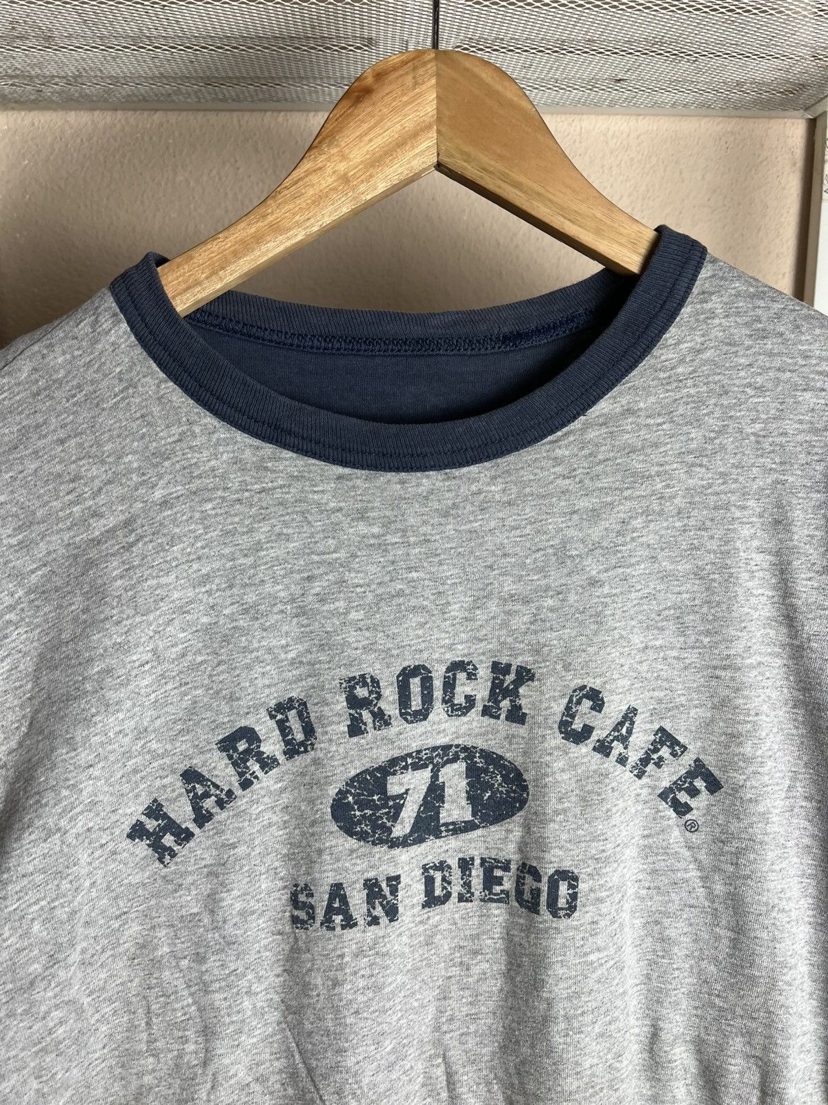 Hard Rock Cafe × Vintage Vintage Hard Rock Cafe San Diego Reversible Tee Size US L / EU 52-54 / 3 - 6 Thumbnail