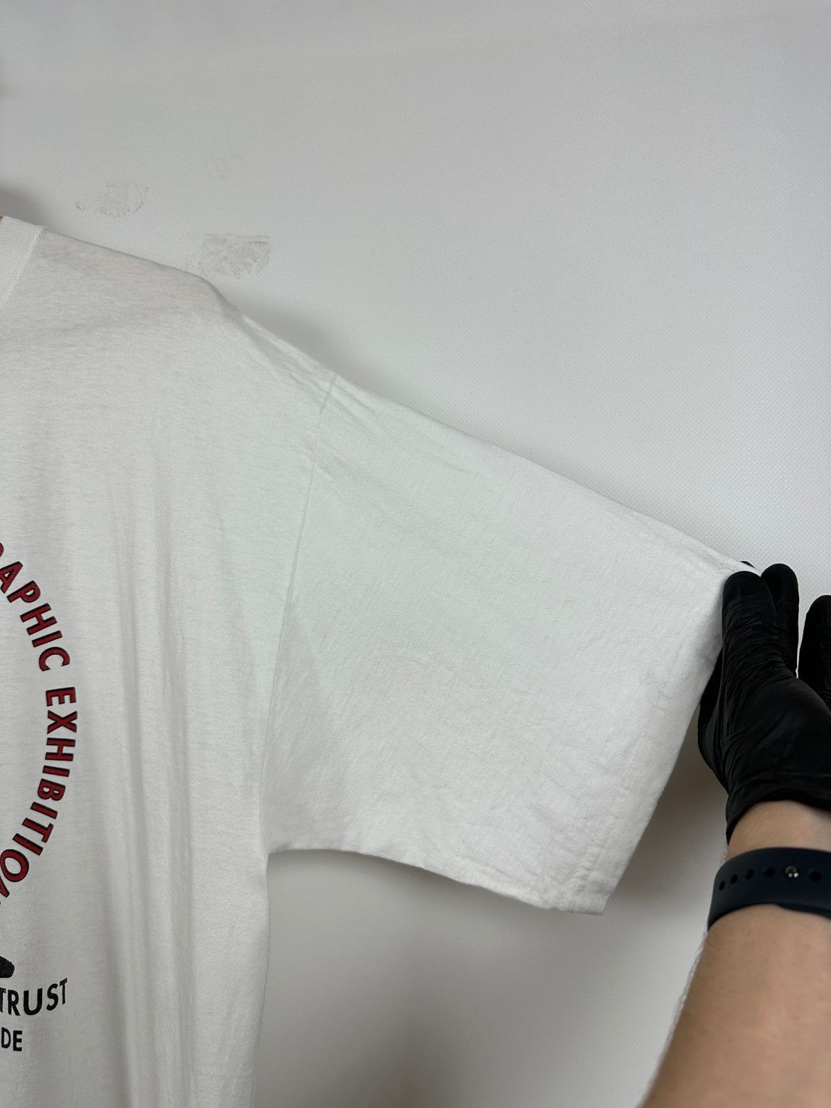 Band Tees 1996 Vintage Freddie Mercury Photographic Exhibition T-Shirt Size US XL / EU 56 / 4 - 8 Thumbnail