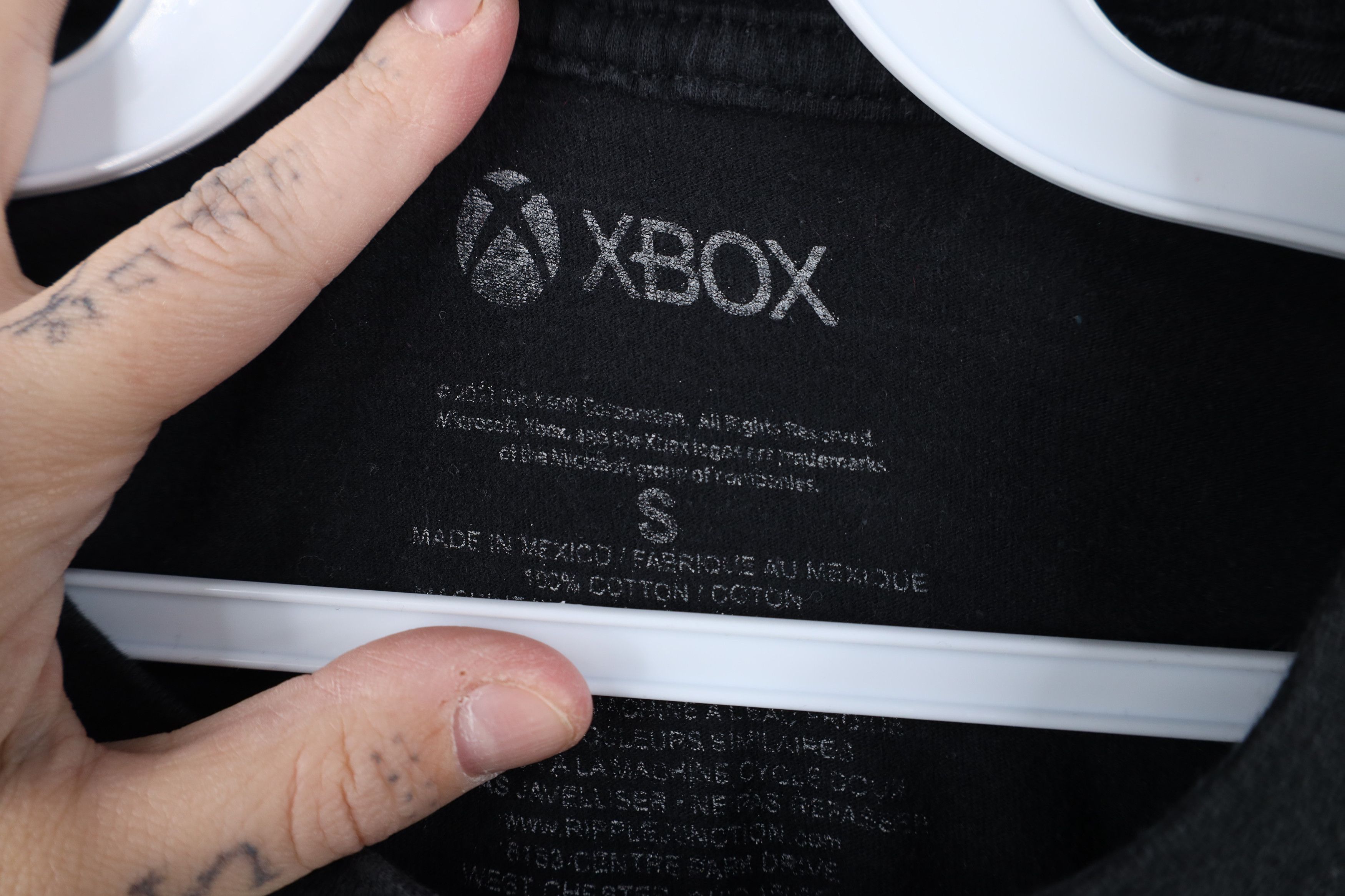Vintage Vintage Y2K Microsoft Xbox Spell Out Gamer Game T-Shirt Size US S / EU 44-46 / 1 - 10 Thumbnail