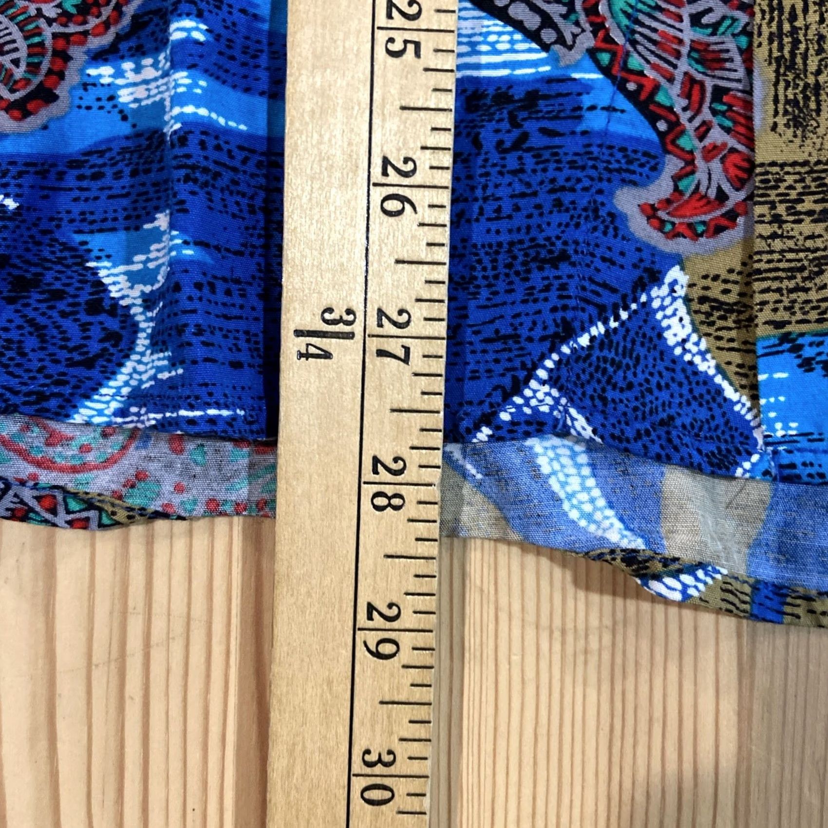 Vintage VINTAGE Blue Paisley 100% Rayon Button-Up Shirt Abstract Graphic Blue XL Shirt Men Beach 100% Regular Short Sleeve Button-Up Mens XL Size US XL / EU 56 / 4 - 3 Thumbnail