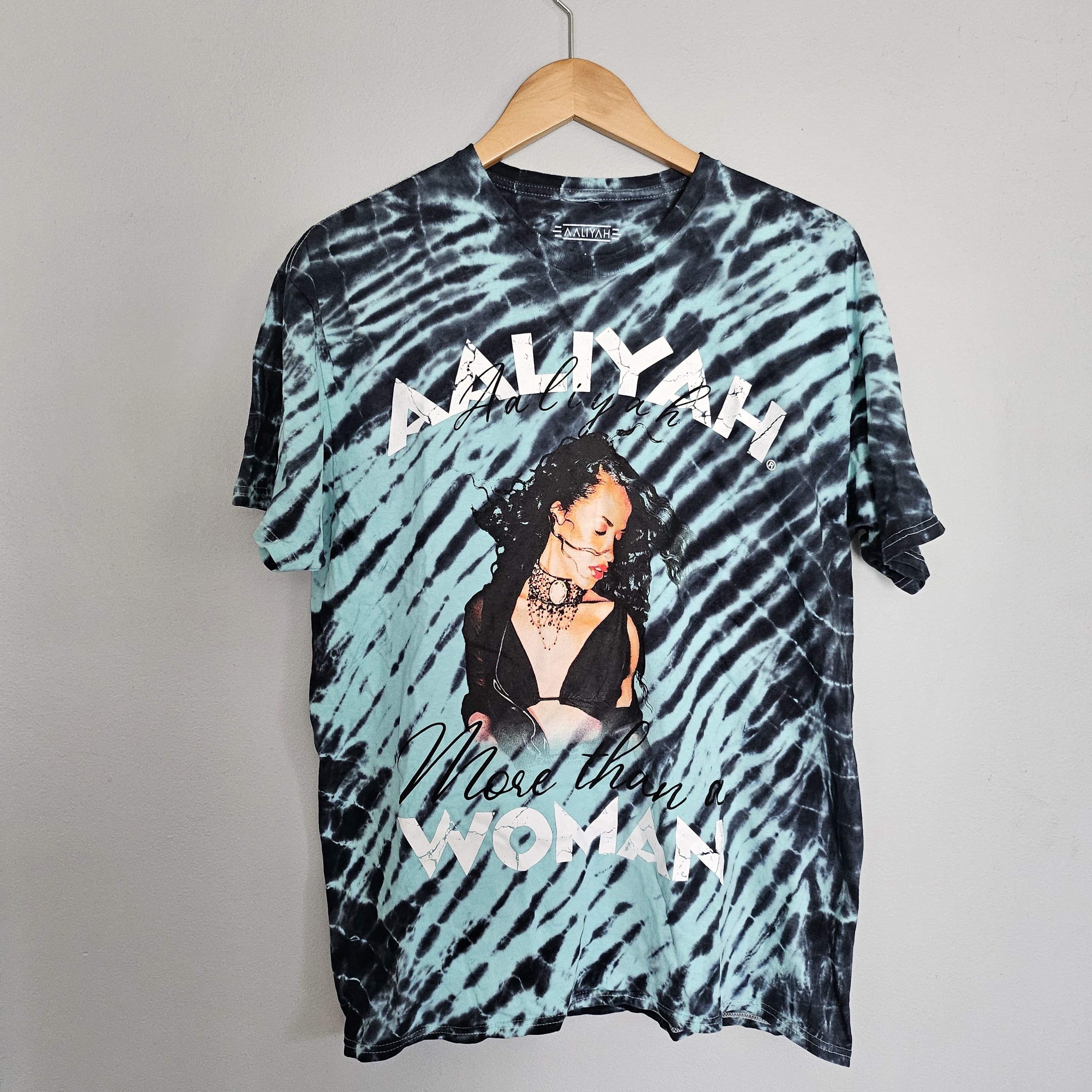Band Tees Aaliyah Tie-Dye T-Shirt size L Size US L / EU 52-54 / 3 - 1 Thumbnail