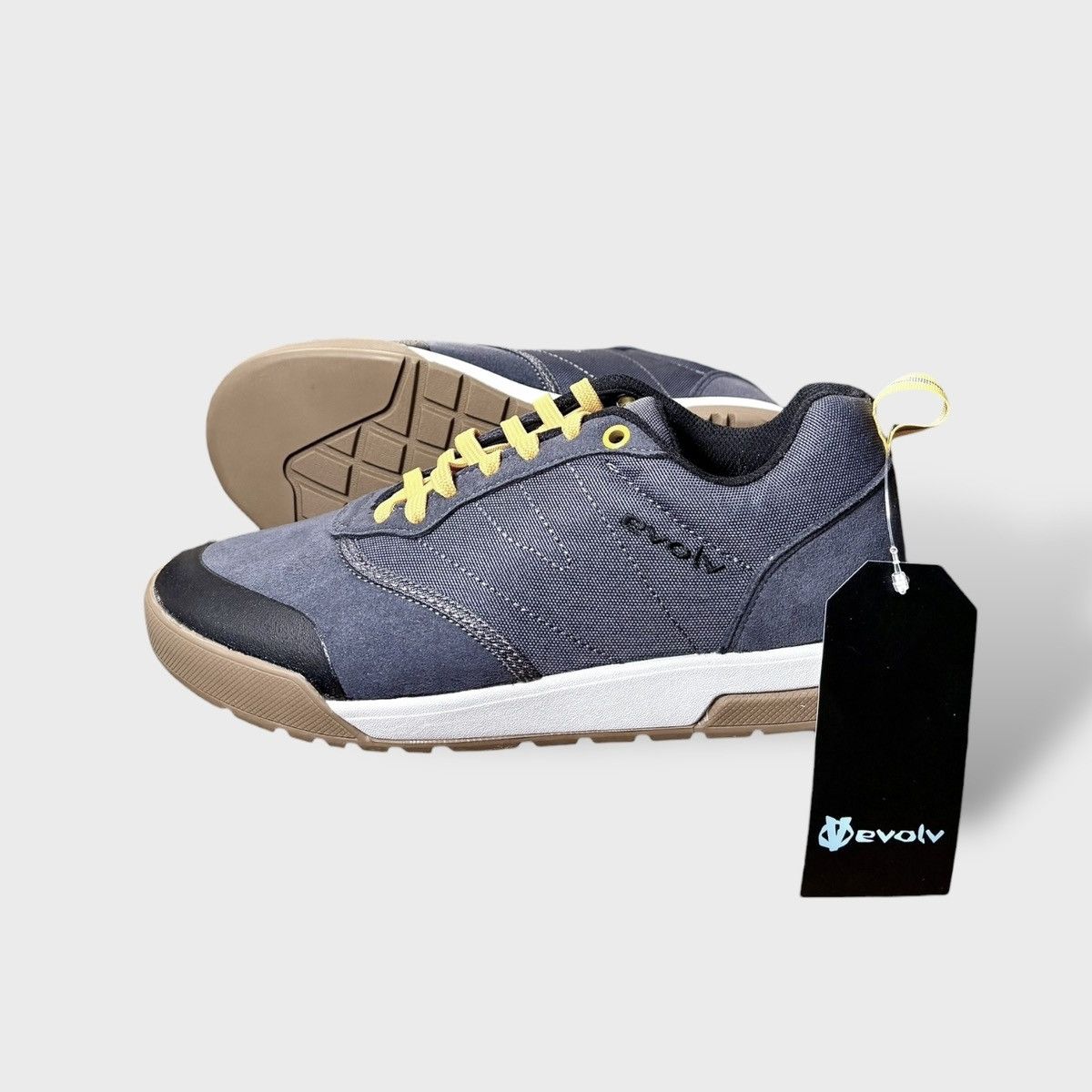 Other Evolv Rebel Unisex Gray Hiking Shoes Mens 6, Womens 7 Size US 7 / IT 37 - 9 Thumbnail