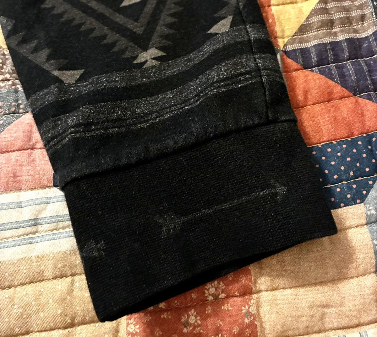 Polo Ralph Lauren Polo Ralph Lauren Southwestern Pattern Sweatpants- Size Lrg Size US 33 - 7 Thumbnail