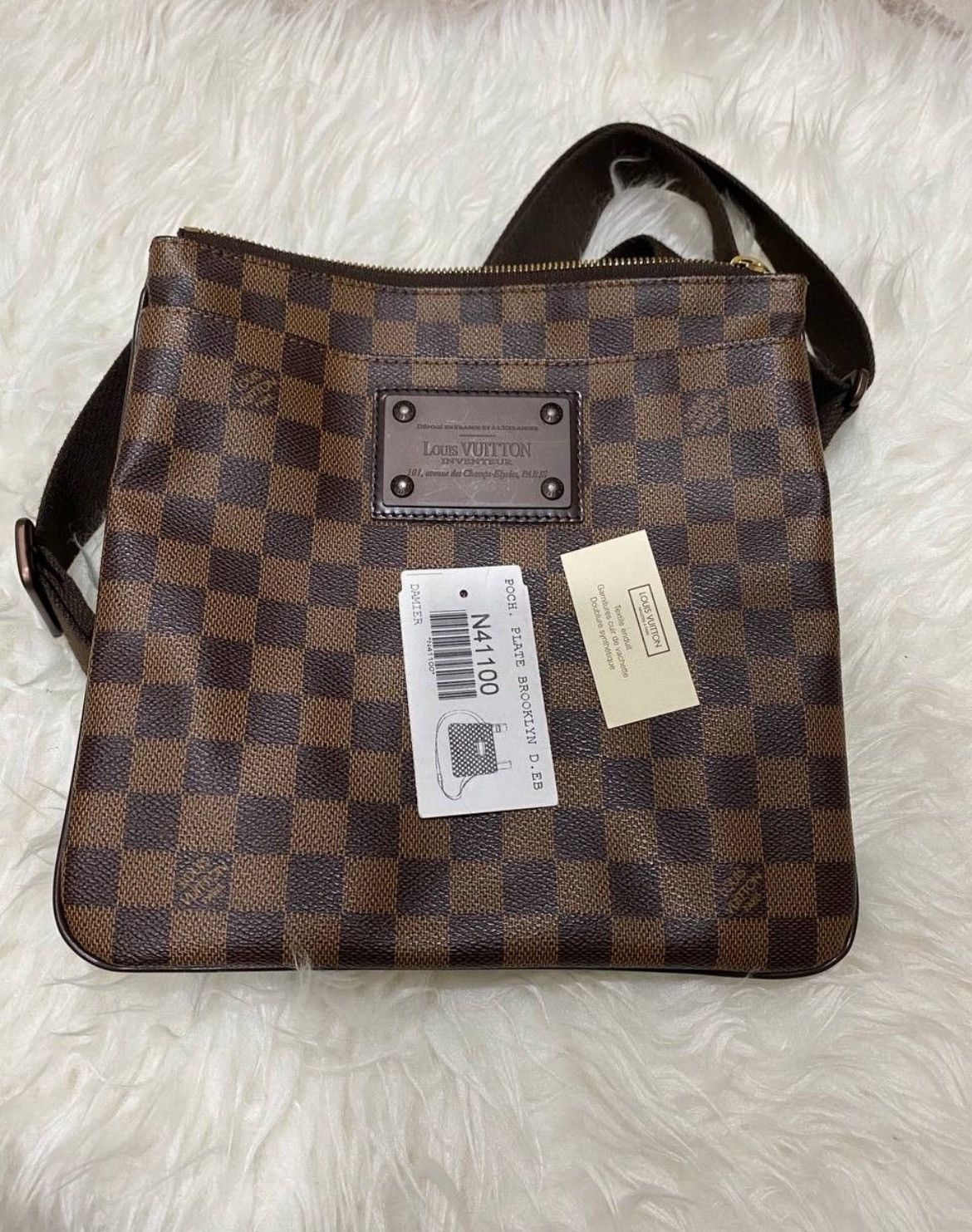 Louis Vuitton Louis Vuitton Pre-Owned Size ONE SIZE - 1 Thumbnail