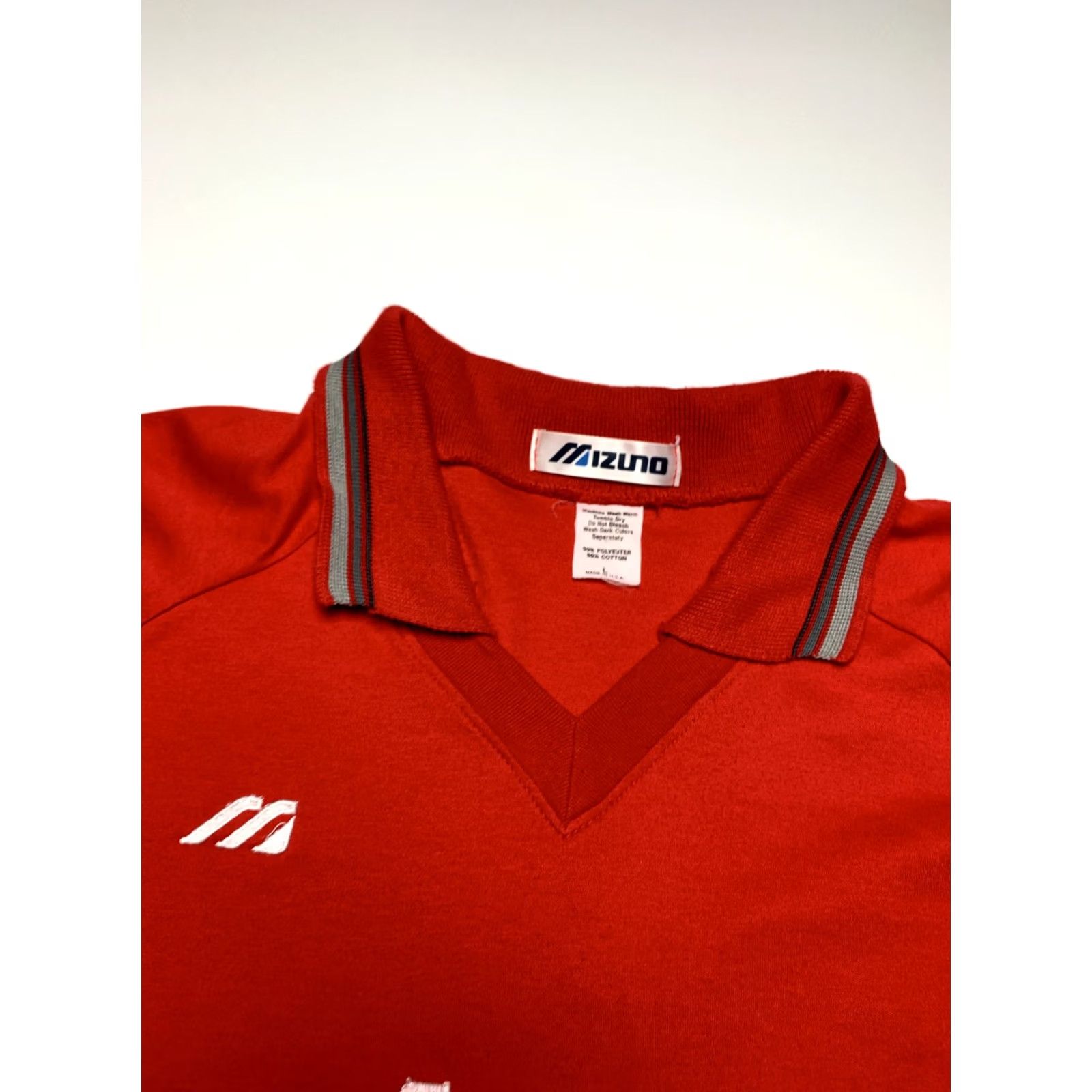 Mizuno VINTAGE Mizuno Volleyball Shirt USA Red L Mens Size US L / EU 52-54 / 3 - 7 Thumbnail