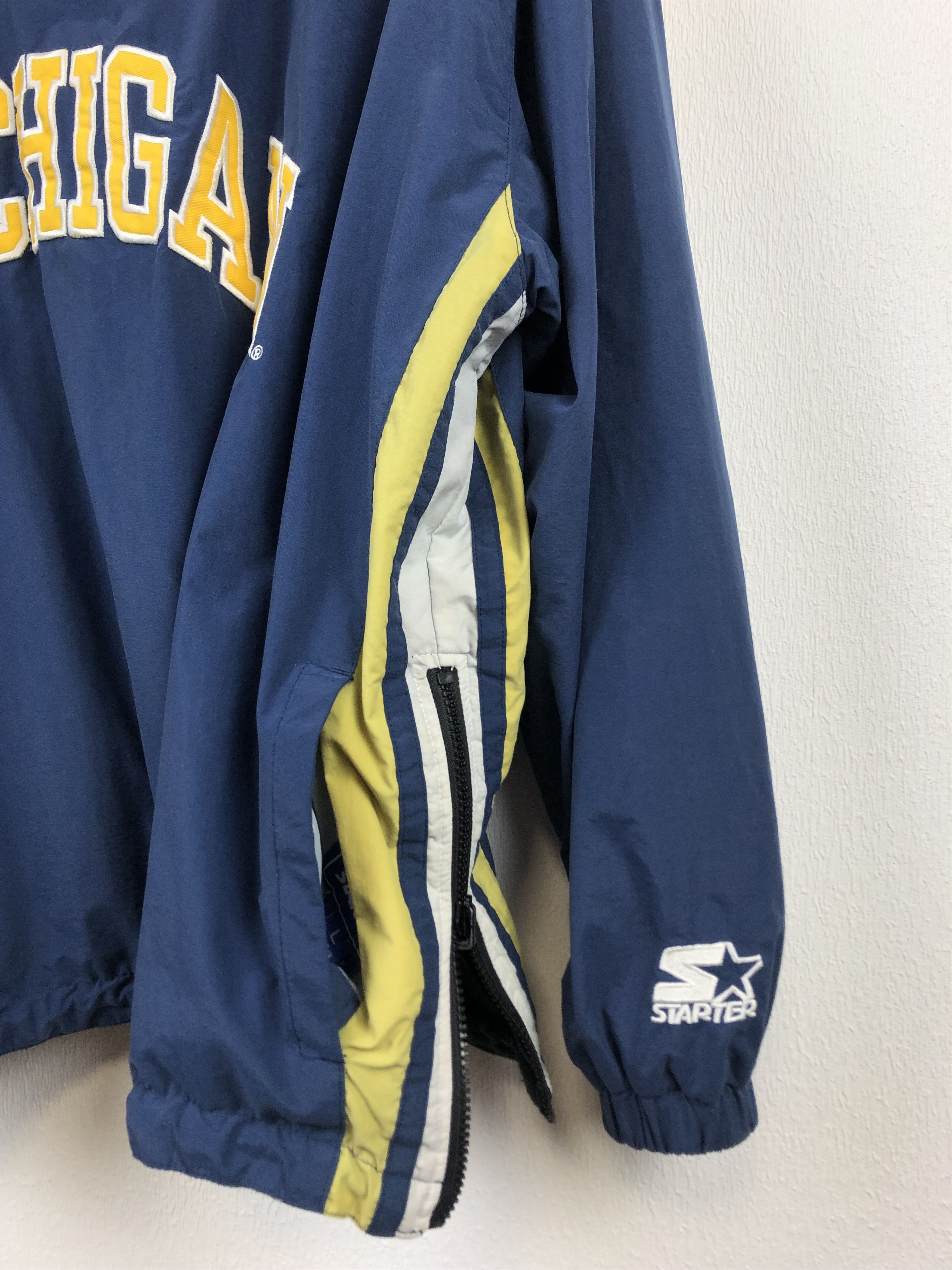 Starter Vintage Michigan Wolverines Jacket Sweatshirt Reversible Size US L / EU 52-54 / 3 - 7 Thumbnail