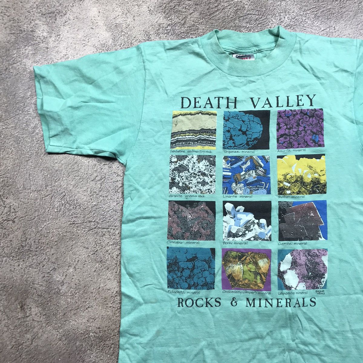 Vintage Vintage Y2K Death Valley Rocks Minerals Graphic Tee Sun Fade Size US S / EU 44-46 / 1 - 2 Thumbnail