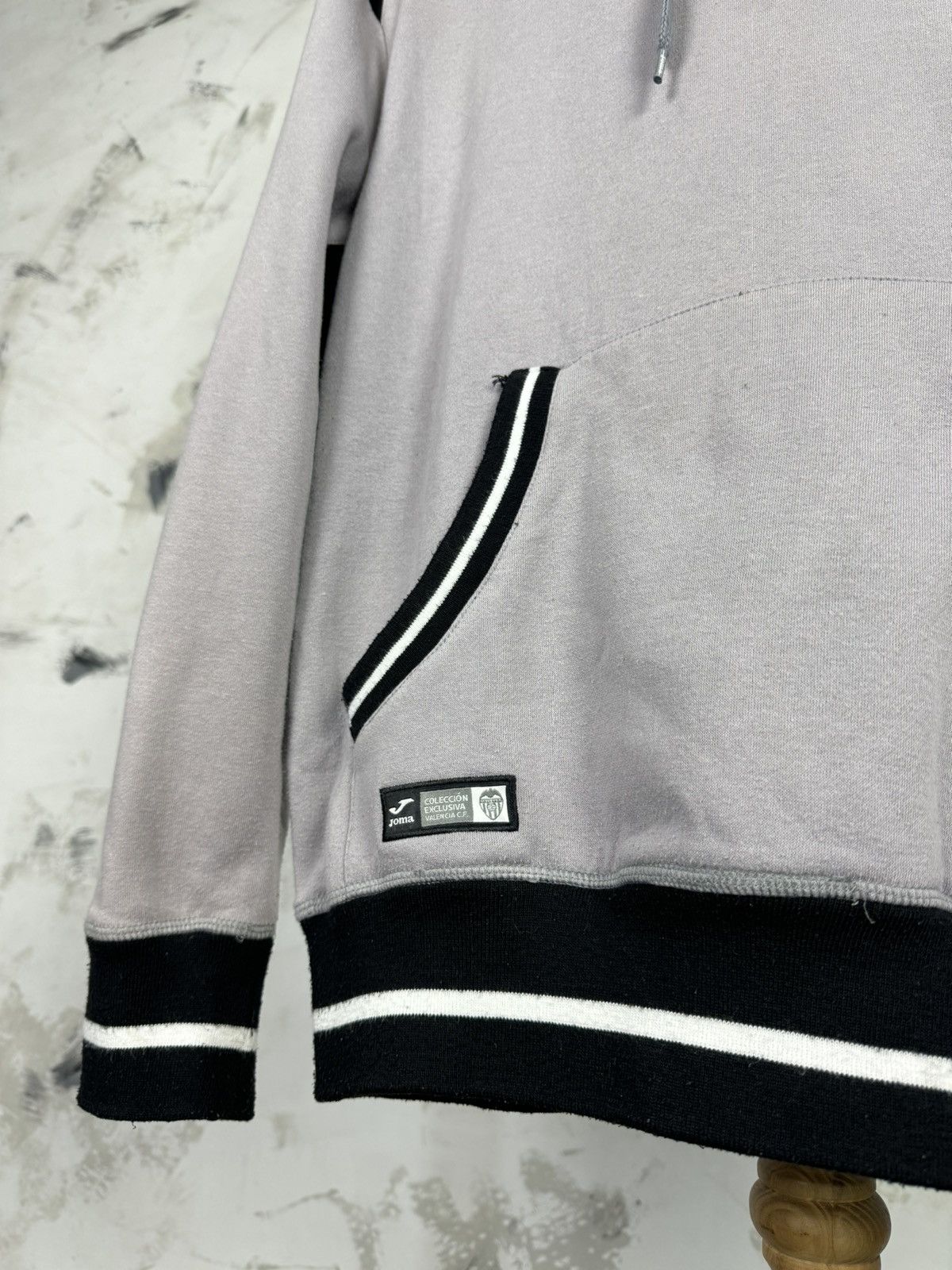 Vintage Vintage Joma FC Valencia Hoodie Size L Size US L / EU 52-54 / 3 - 5 Thumbnail