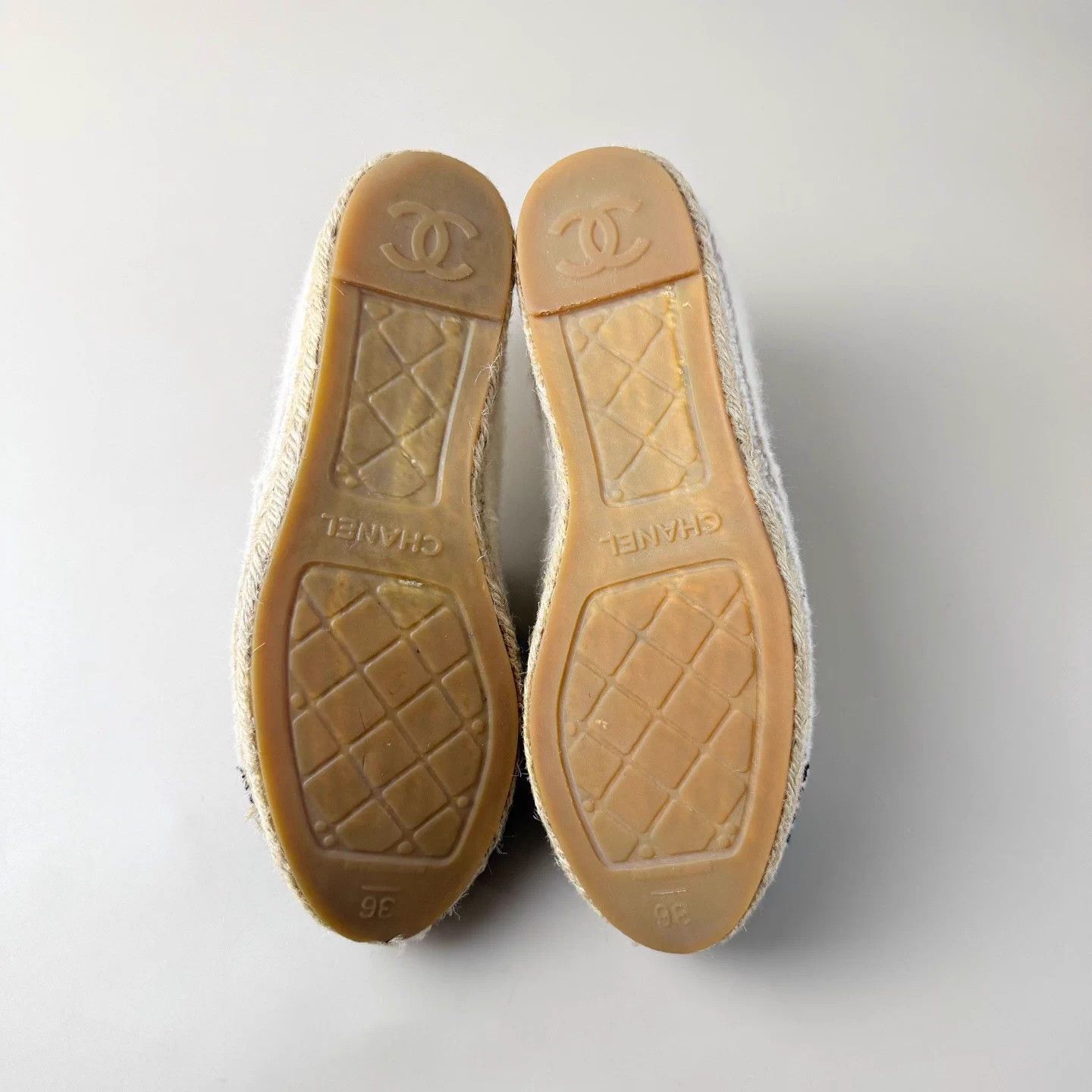 Chanel CHANEL Ivory Straw Deck Shoes 36 95 New Size US 5 / IT 35 - 7 Thumbnail