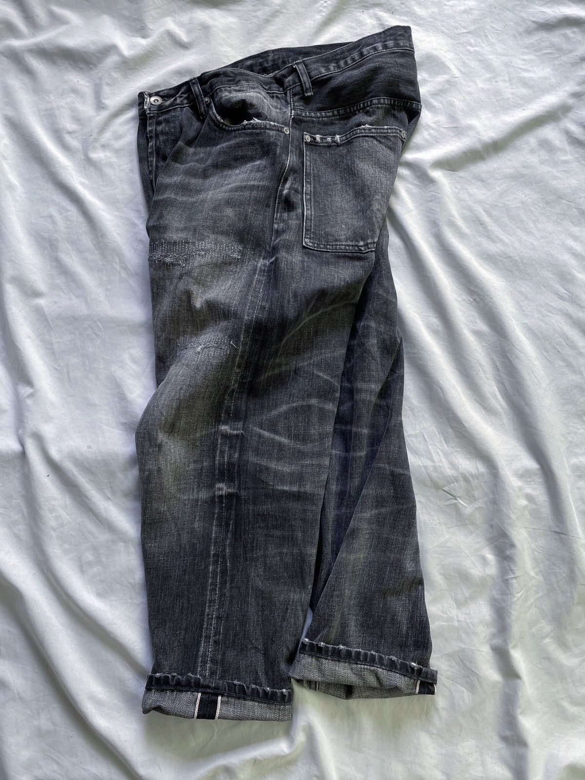 Madness MADNESS DISTRESSED BAGGY DENIM PANTS SELVEDGE Size US 34 / EU 50 - 2 Thumbnail
