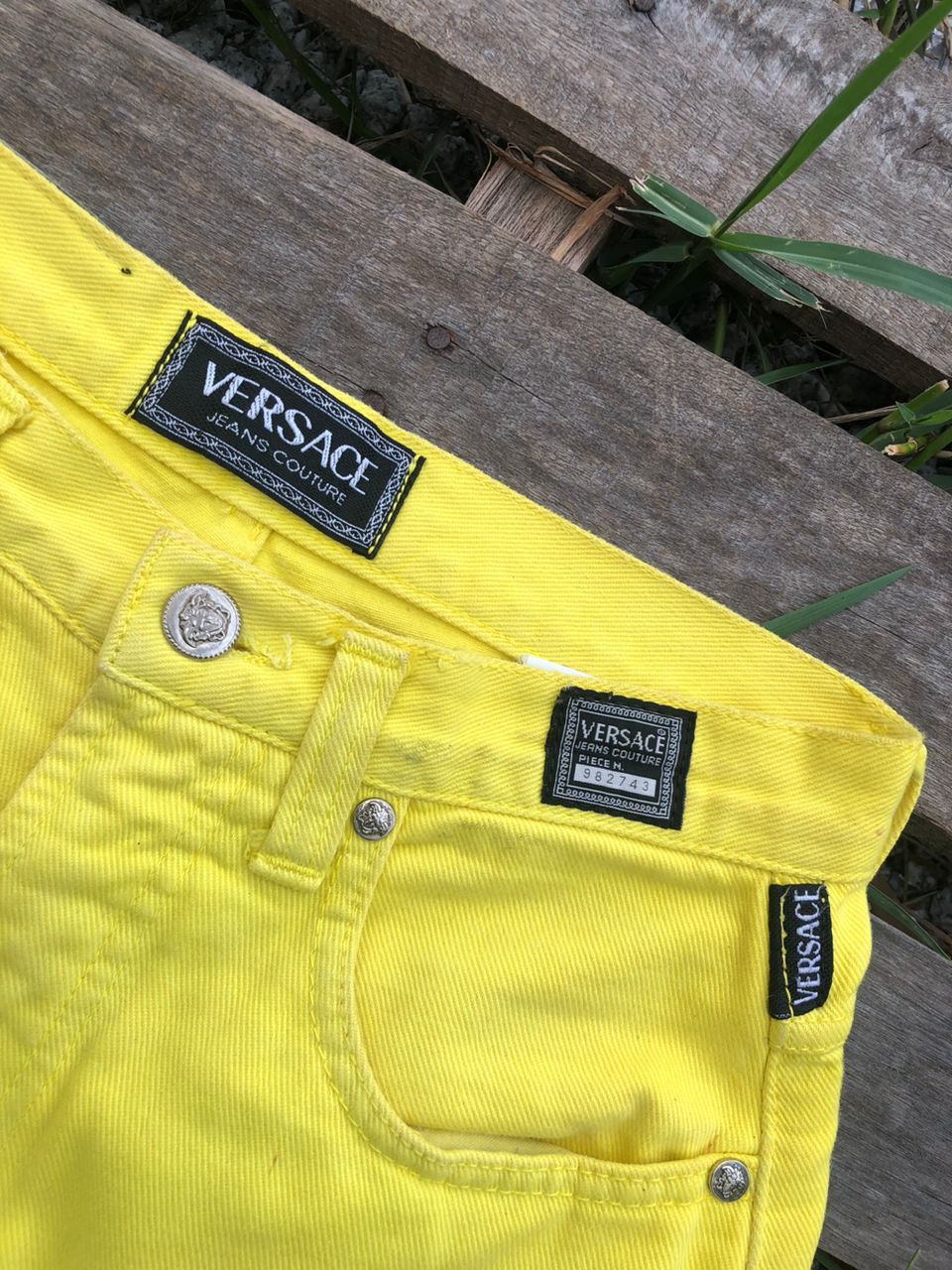 Versace Jeans Couture Versace Jeans Couture Yellow Denim Size 26" / US 2 / IT 38 - 3 Thumbnail