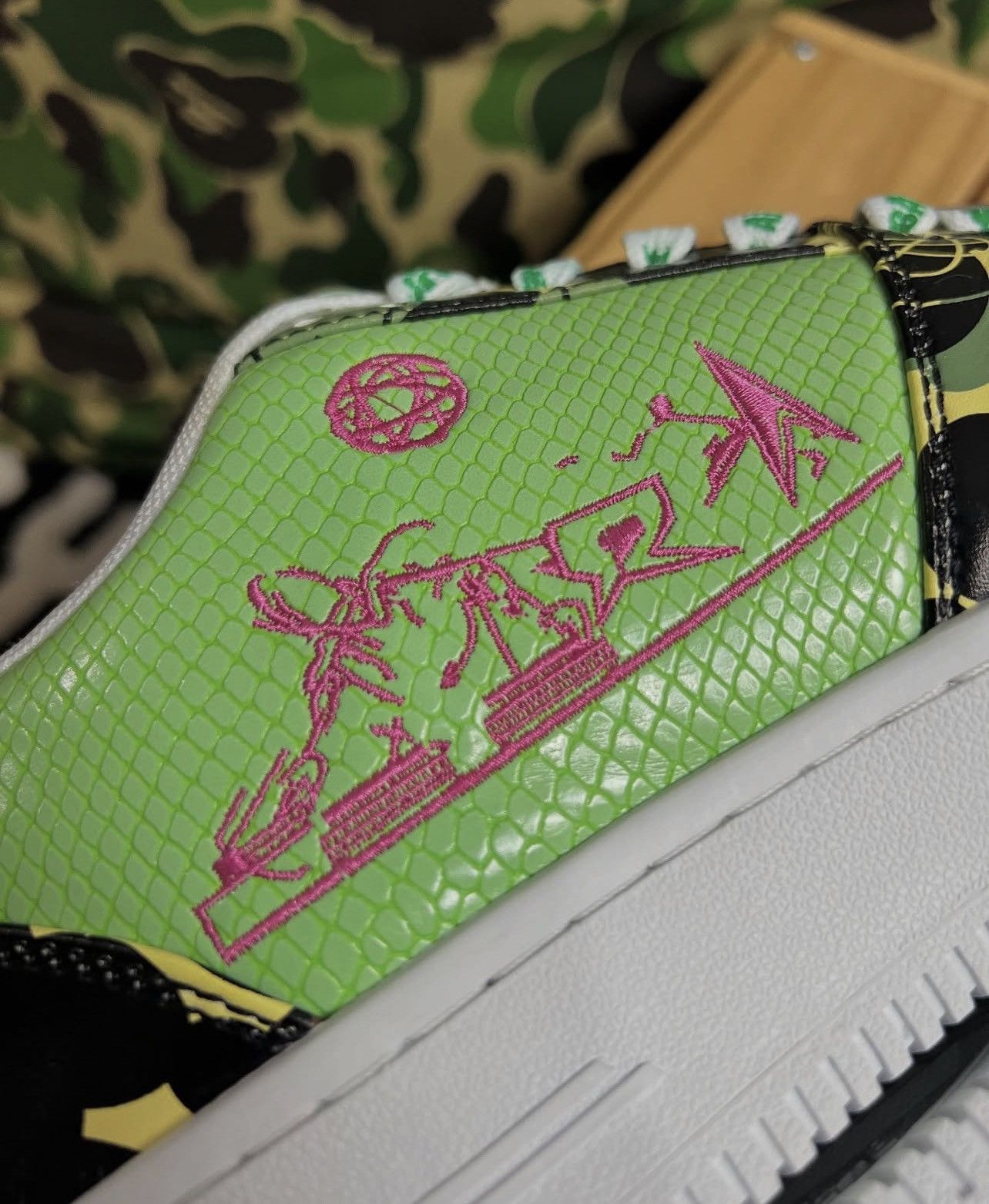 Bape × Futura 2021 A Bathing Ape x Unkle Futura Multi Leather Bapesta Size US 8 / EU 41 - 14 Thumbnail