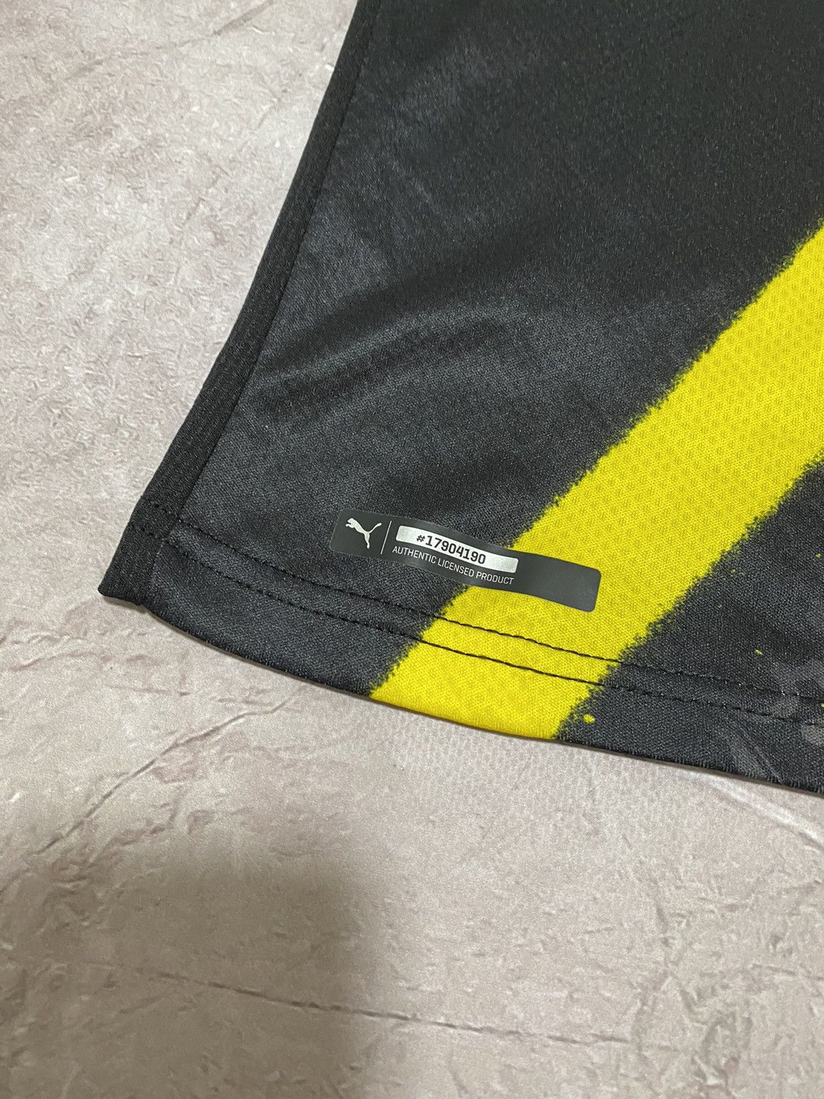 Puma × Vintage Puma 2020/21 Borussia Dortmund BVB Away Football Black Shirt Size US S / EU 44-46 / 1 - 9 Thumbnail