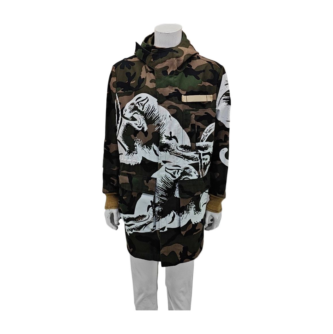 Valentino Valentino Camo Graphic Hooded Coat Size 50 Size US M / EU 48-50 / 2 - 1 Thumbnail