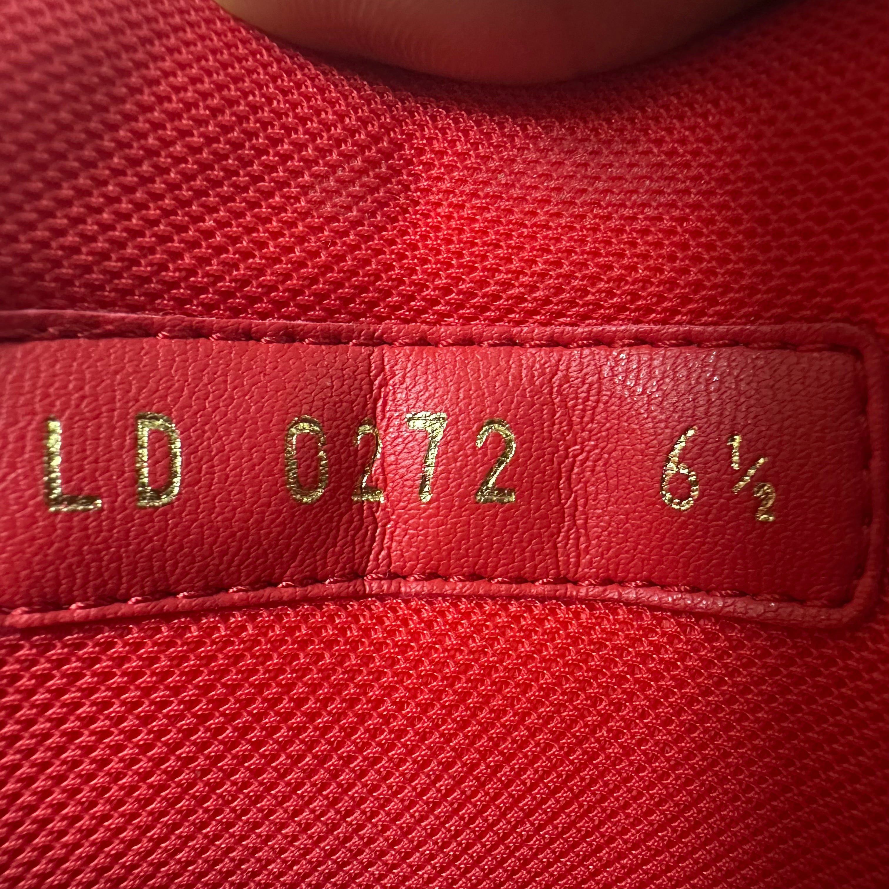 Louis Vuitton Louis Vuitton Red Letter White Trainer Sneaker Sz 8 (6.5LV) Size US 8 / EU 41 - 7 Thumbnail