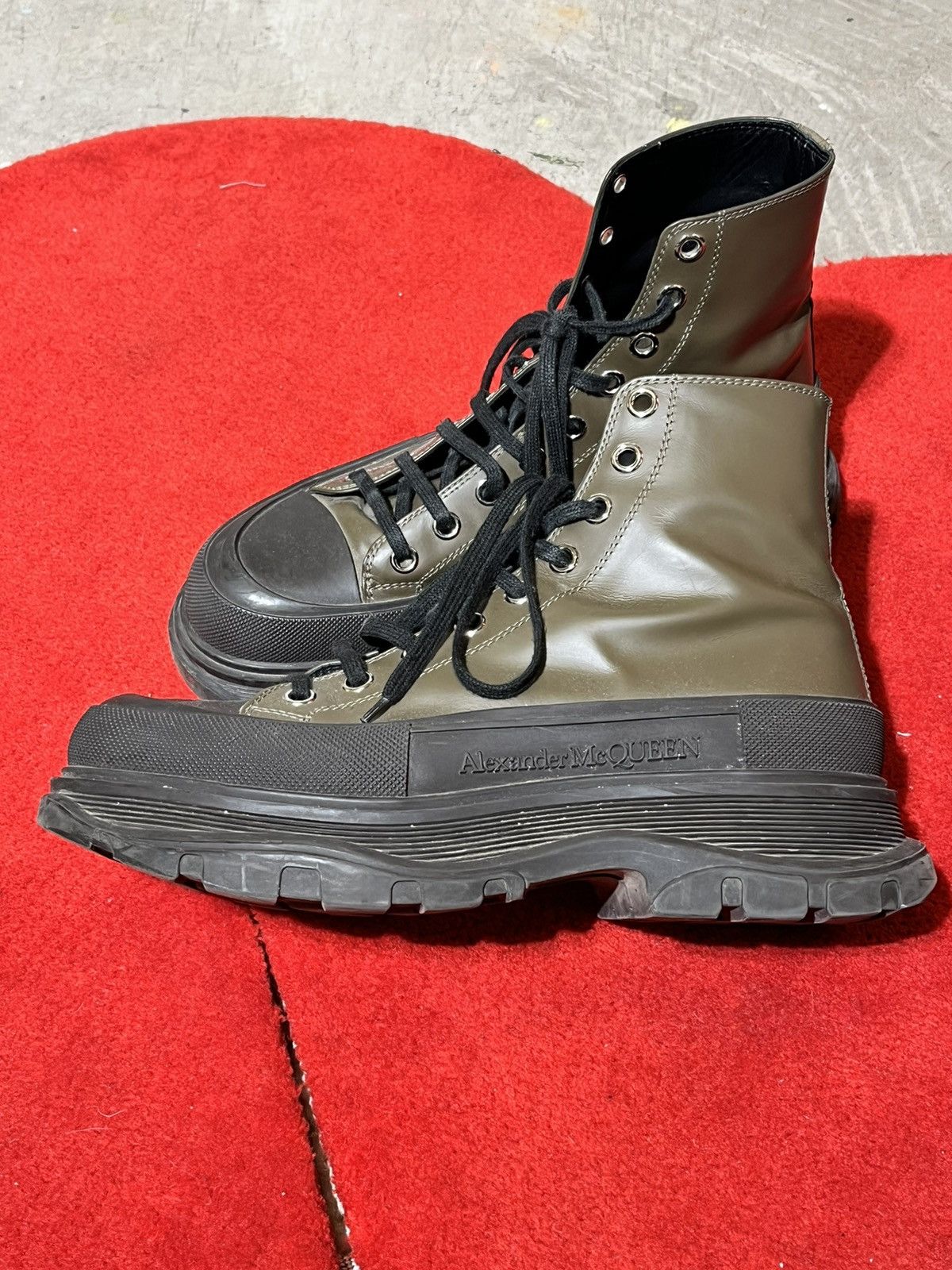 Alexander McQueen Alexander McQueen Green Rubber Platform Sneaker Size US 10 / EU 43 - 1 Thumbnail