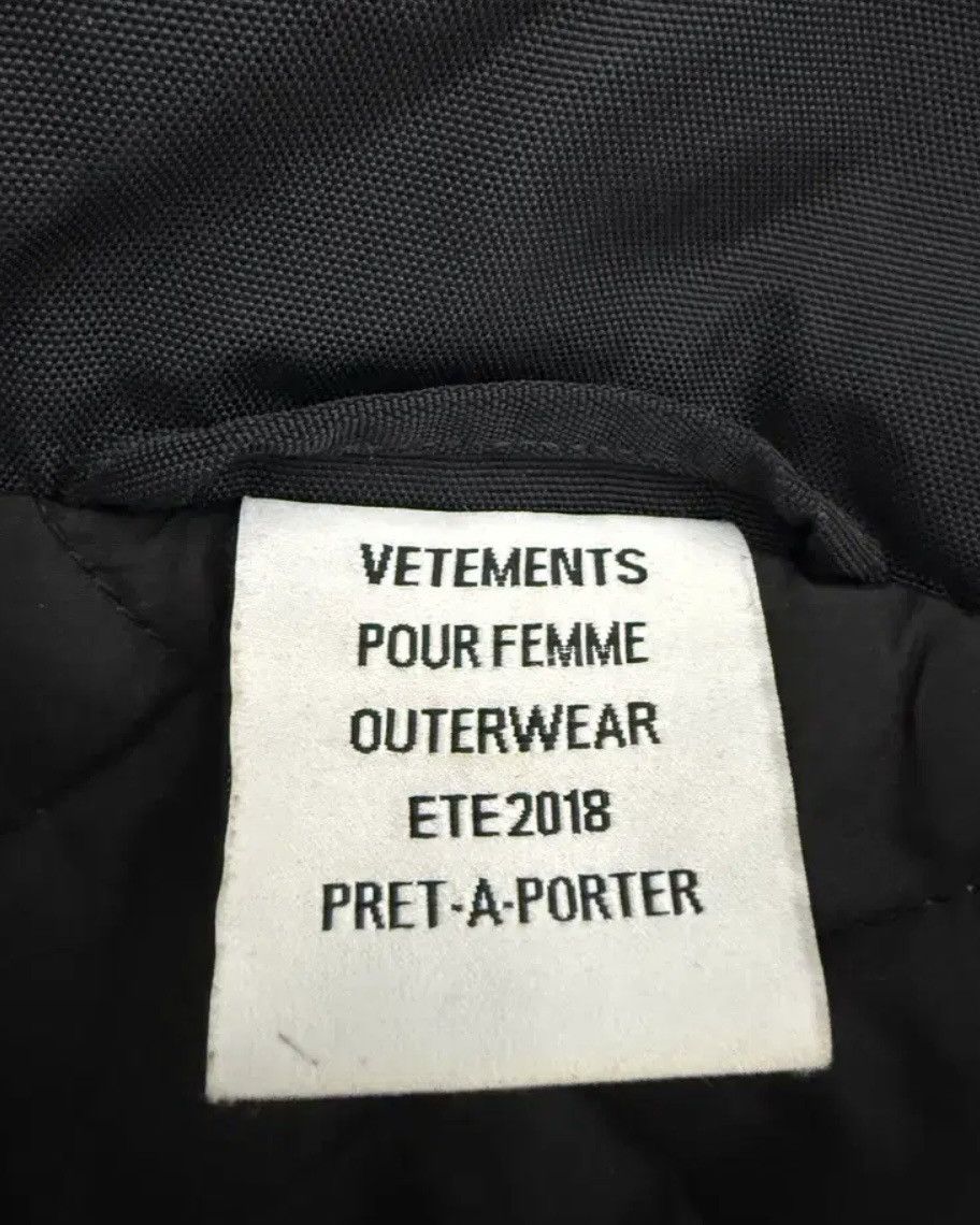 Vetements Vetements DHL Jacket Size US M / EU 48-50 / 2 - 9 Thumbnail
