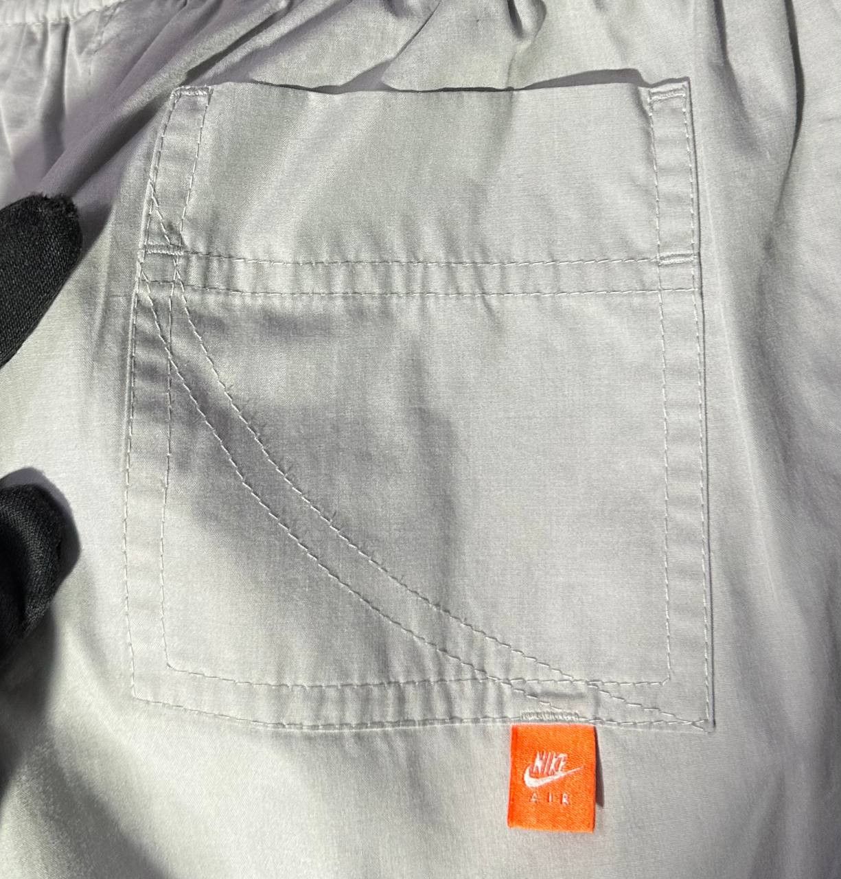 Nike × Vintage Nike Vintage Windbreaker Track Pants pockets logo zip Y2K Size 30" / US 8 / IT 44 - 3 Thumbnail