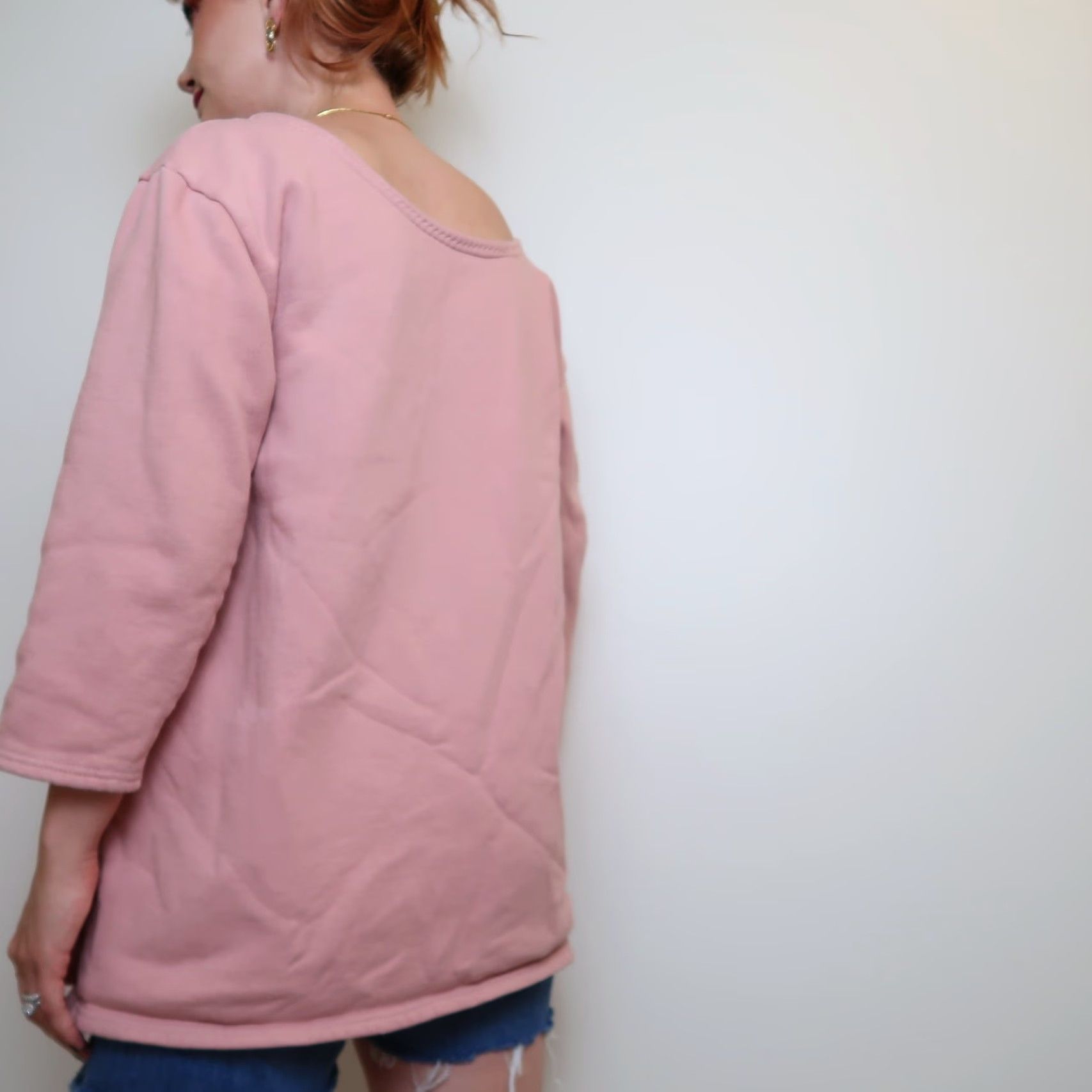 Disney VINTAGE Mickey Mouse pink sweatshirt tunic Women L Pink Sweatshirt Pullover Kangaroo Pocket Disney Buttonless 29" Length Size L / US 10 / IT 46 - 4 Thumbnail