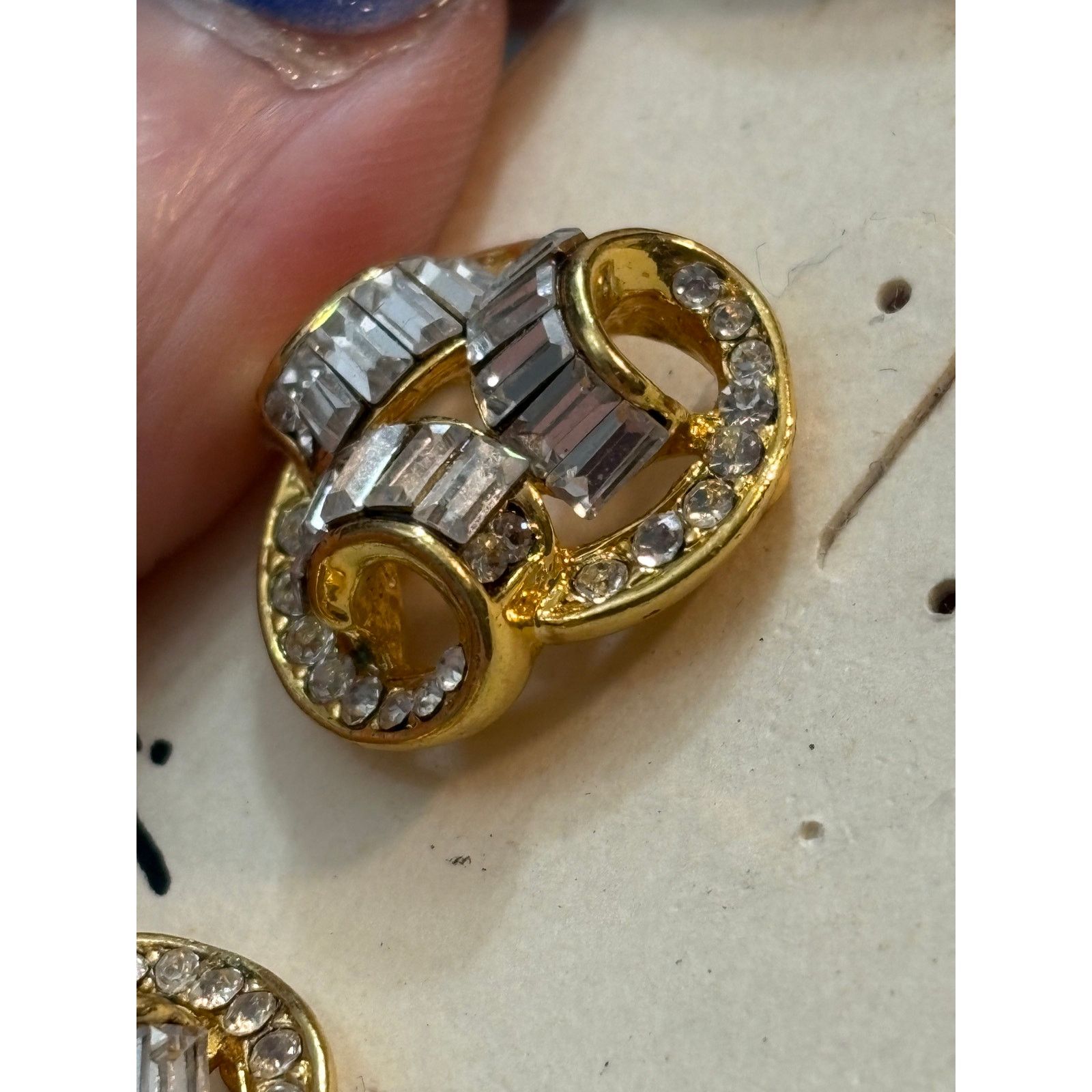 Other Vintage Dusey Rhinestone Earrings Gold Tone 16 g Size ONE SIZE - 8 Thumbnail