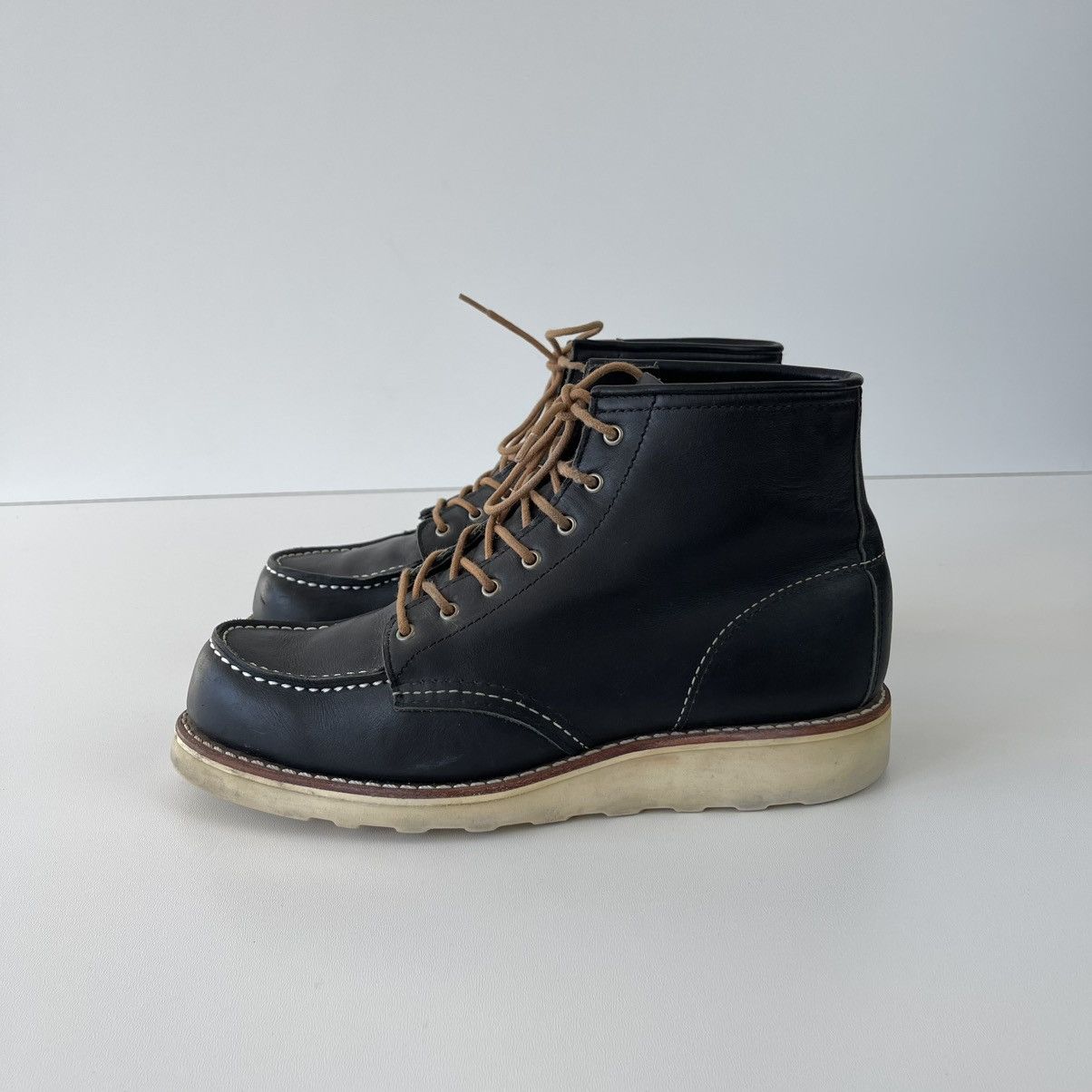 Red Wing Red Wing 3373 6” Moc Toe Classic Leather Boots Black Women’s Size US 8.5 / IT 38.5 - 2 Thumbnail