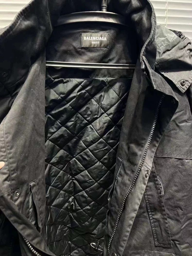 Balenciaga balenciaga classic embroidered logo parka coat Size US L / EU 52-54 / 3 - 5 Thumbnail