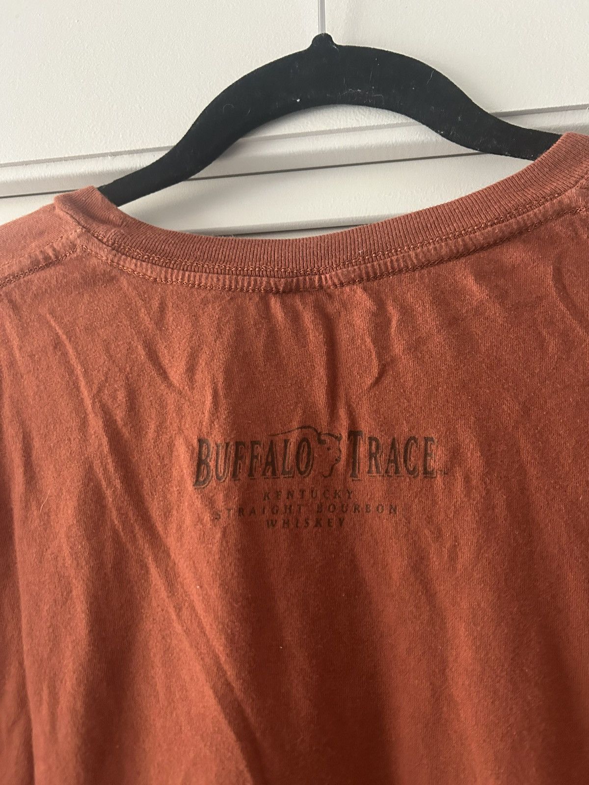 Vintage Buffalo trace bourbon party animal tee Size US M / EU 48-50 / 2 - 5 Thumbnail