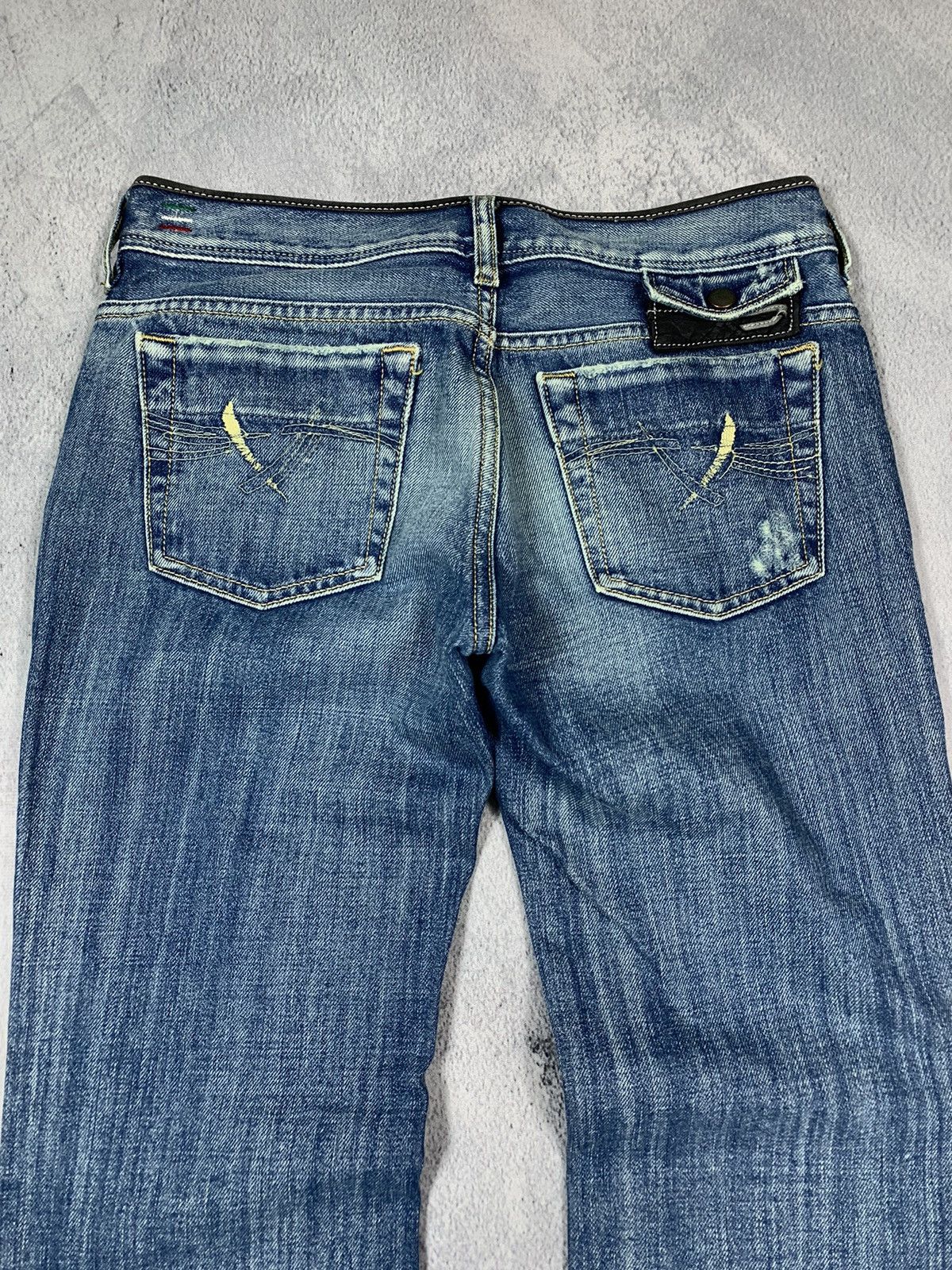 Diesel × Vintage VintageY2K Diesel faded straight denim jeans streetwear S 27 Size 27" / US 4 / IT 40 - 3 Thumbnail