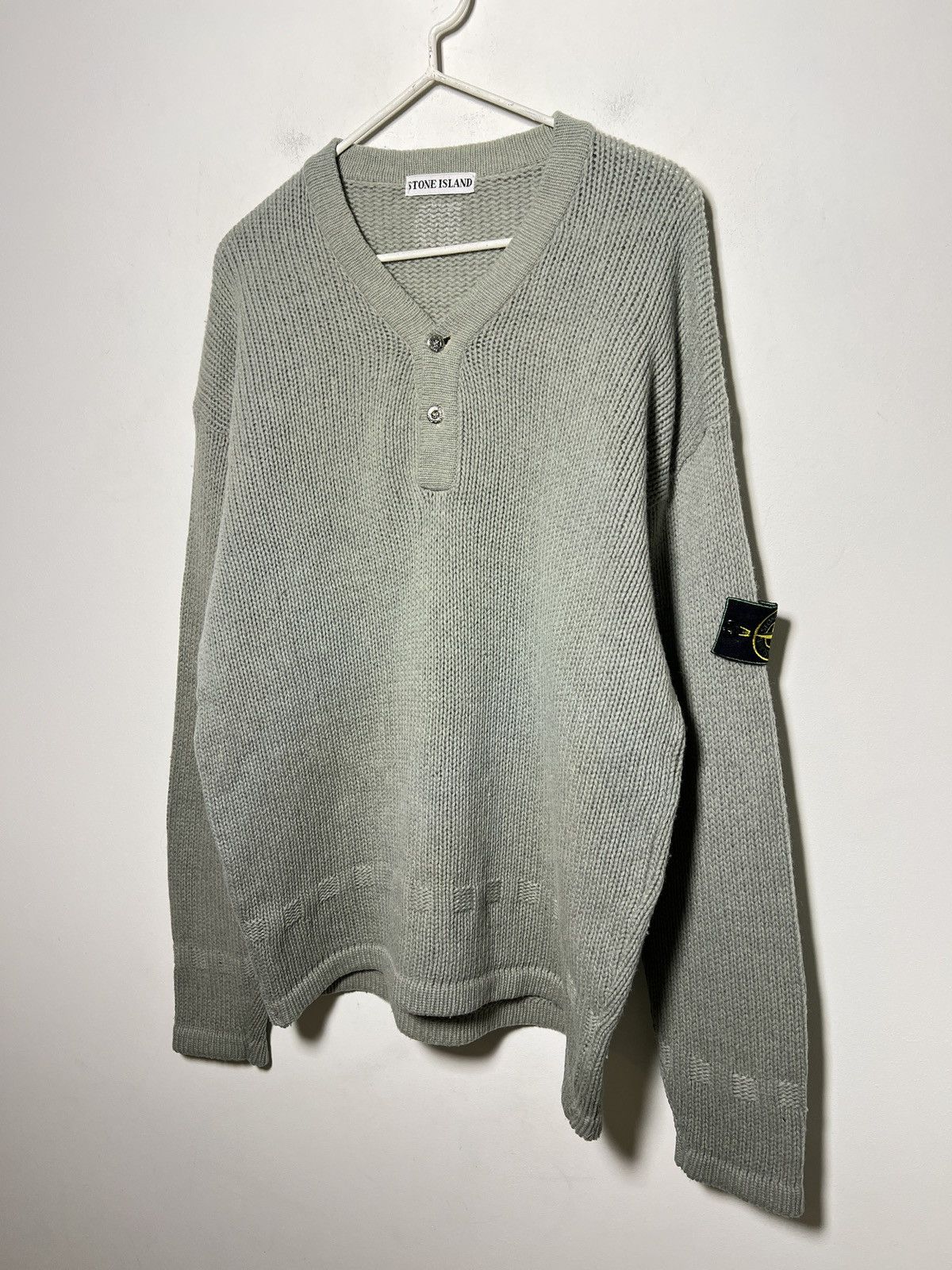 Stone Island stone island 80s knit v-neck vintage archive sweater Size US M / EU 48-50 / 2 - 4 Thumbnail