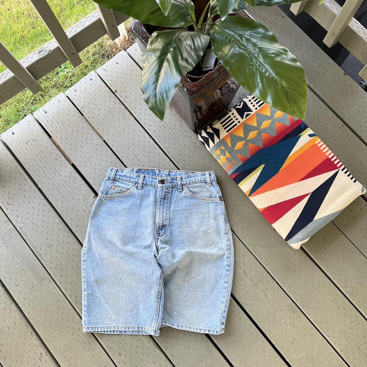 Levi's × Vintage Vintage Levi’s shorts denim distressed Size US 30 / EU 46 - 2 Thumbnail